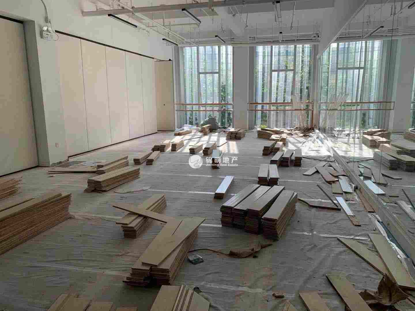 不夜城苏河1号128平米写字楼出租