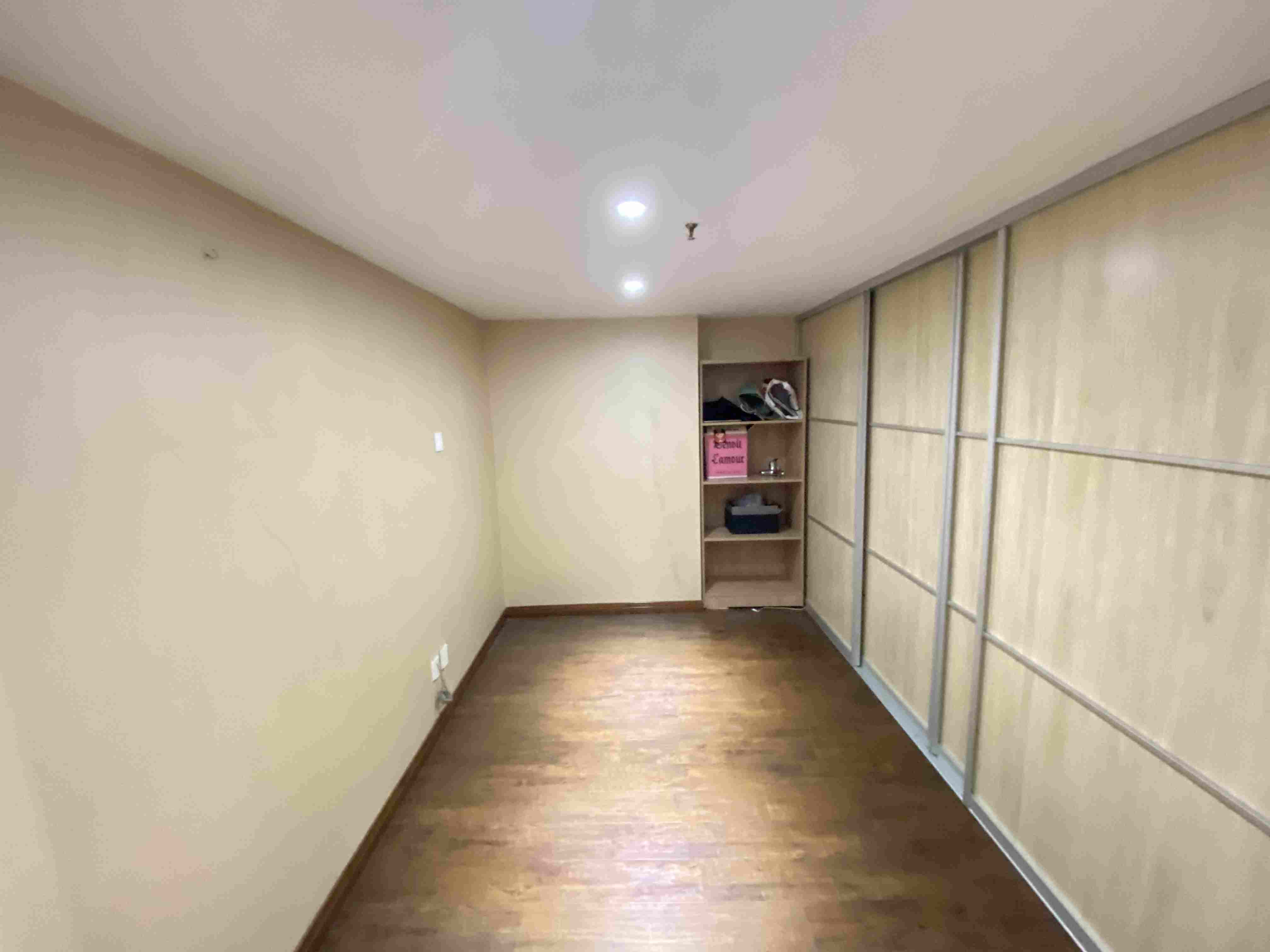 长寿路圣天地商务楼72平米写字楼出租