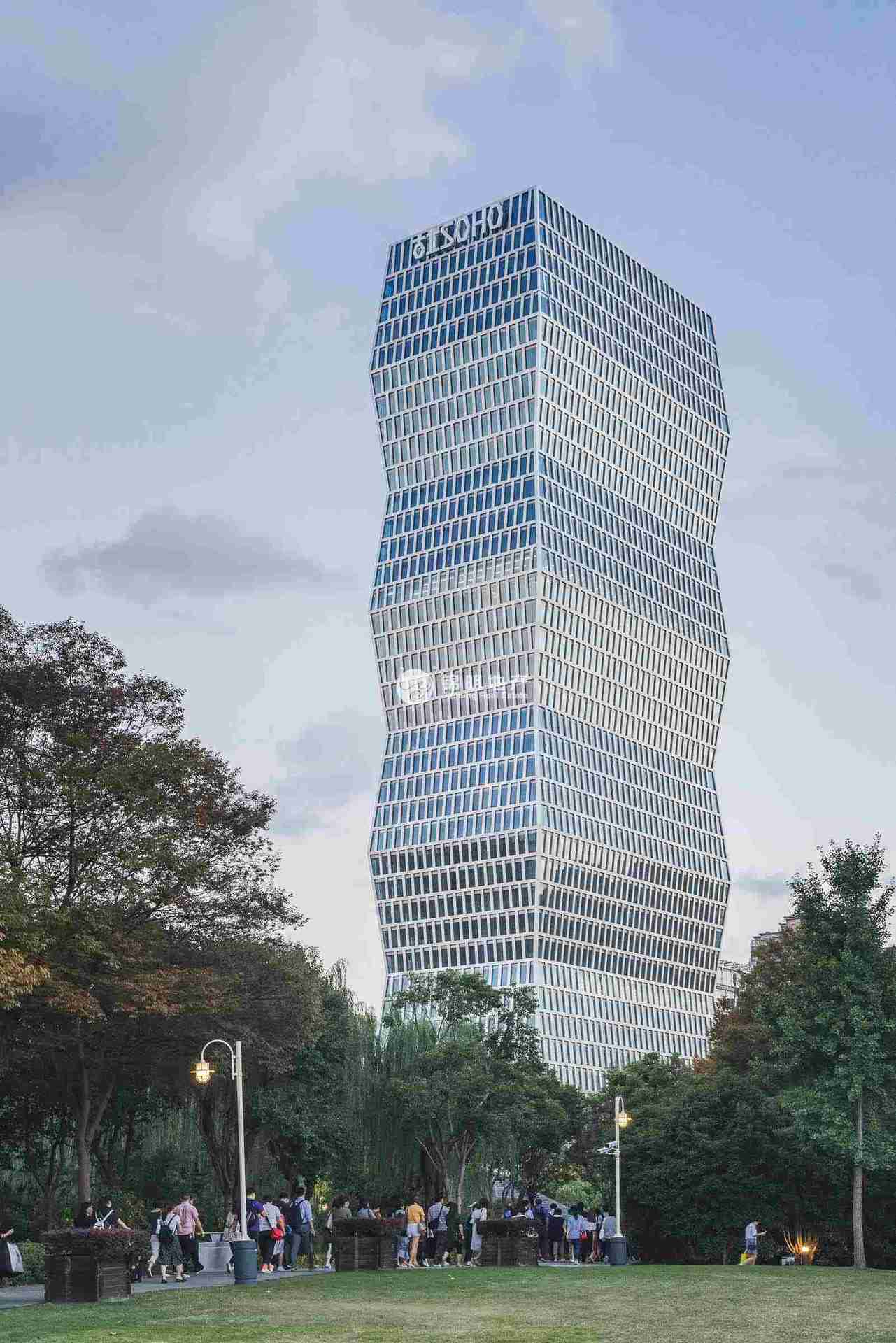 虹桥古北SOHO2000平米写字楼出租