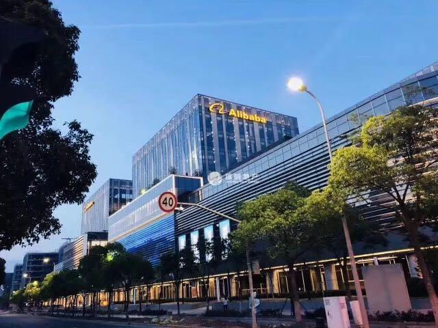 虹桥SKYBRIDGE HQ 天会300平米写字楼出租