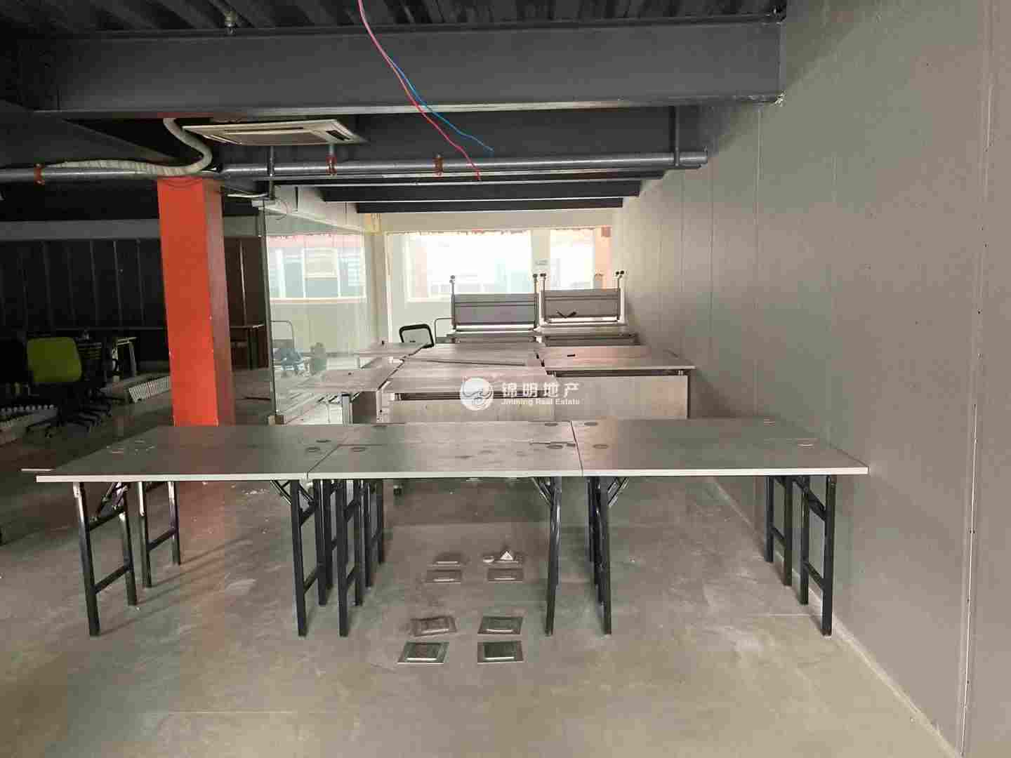 西藏北路兴中心创意园310平米写字楼出租