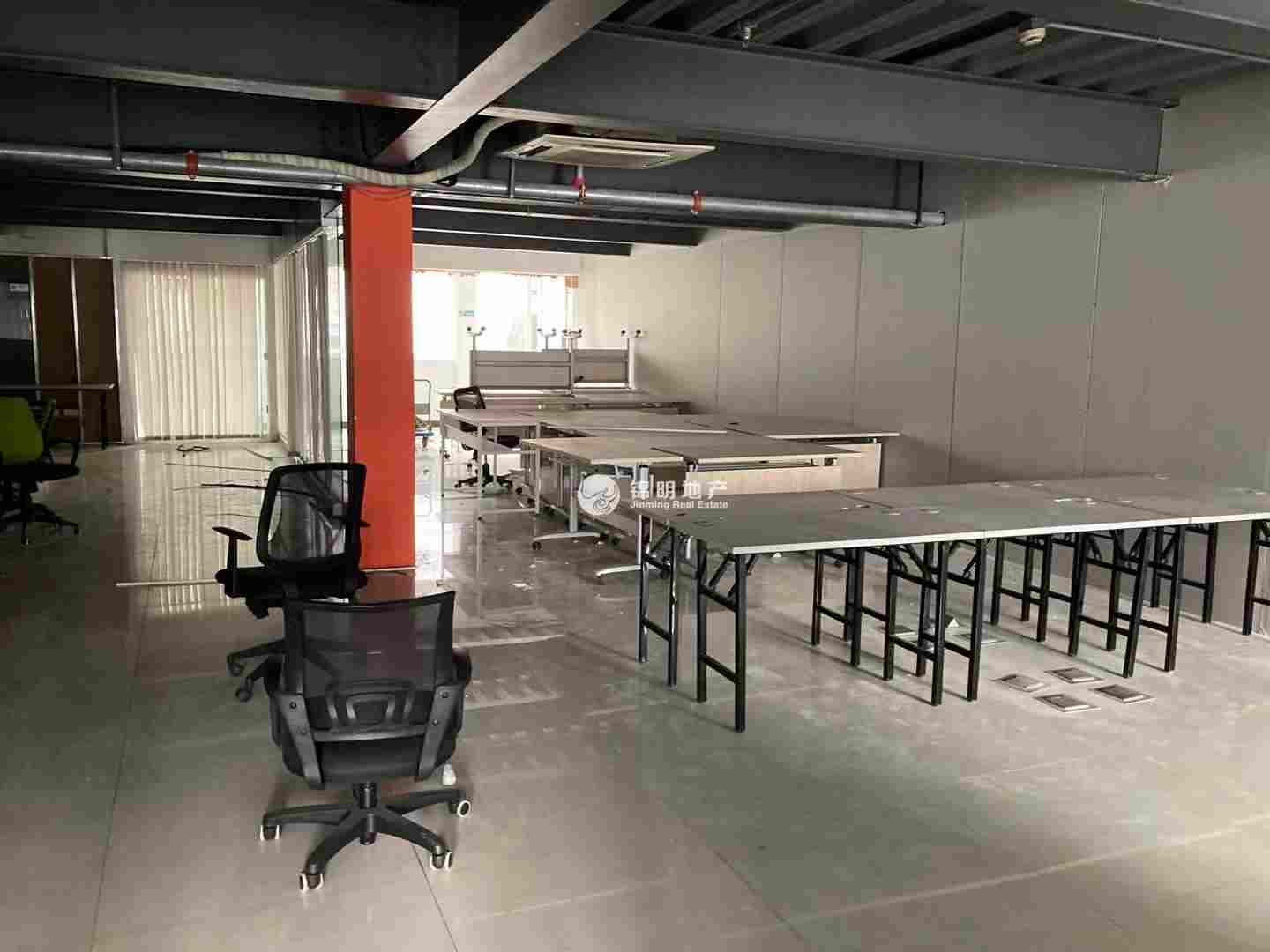 西藏北路兴中心创意园310平米写字楼出租