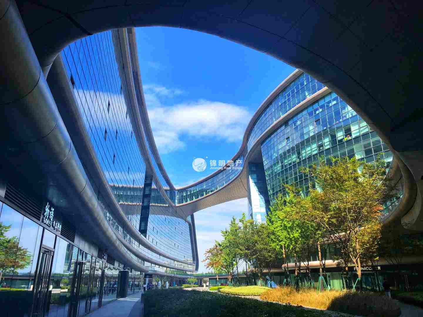 虹桥SKYBRIDGE HQ 天会150平米写字楼出租