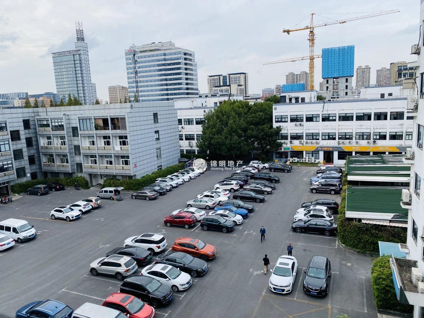漕河泾徐汇乐业天地创意园158平米写字楼出租