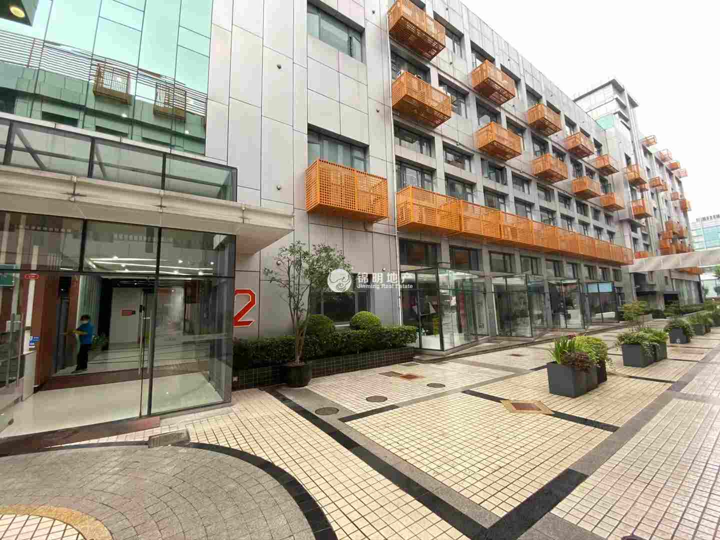 斜土路500视觉园313平米写字楼出租