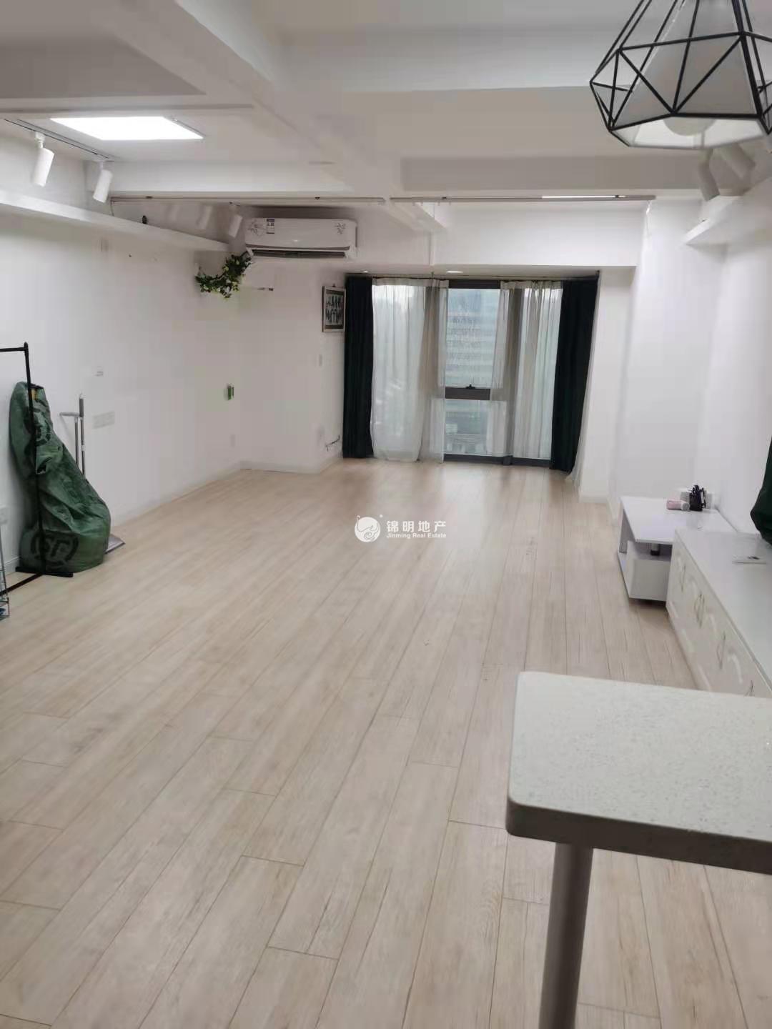 西藏北路金赢108创意广场72平米写字楼出租