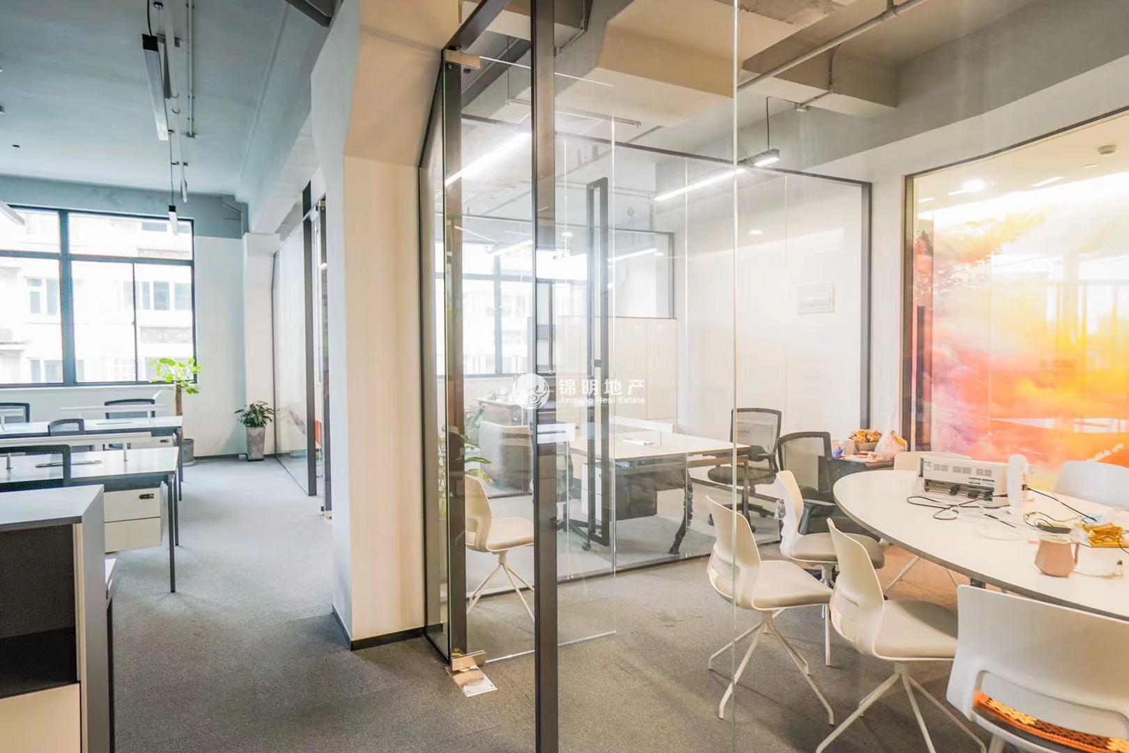 中山公园兆丰广场100平米写字楼出租