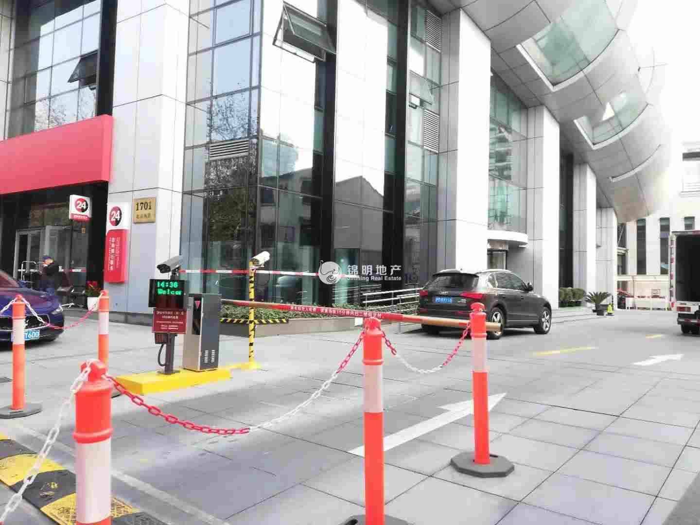 静安寺静安中华大厦89平米写字楼出租