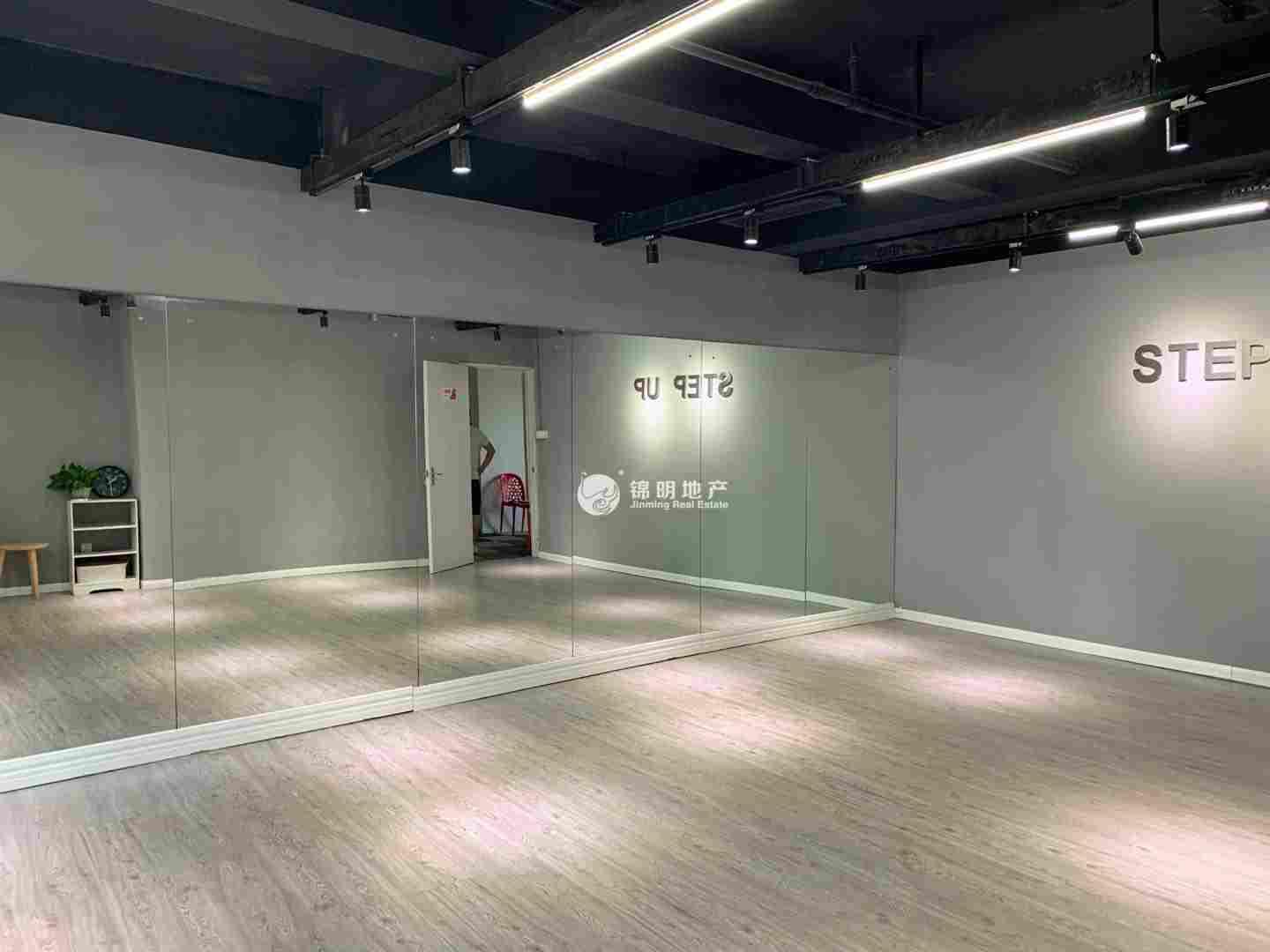 曹杨绿地同创大厦96平米写字楼出租