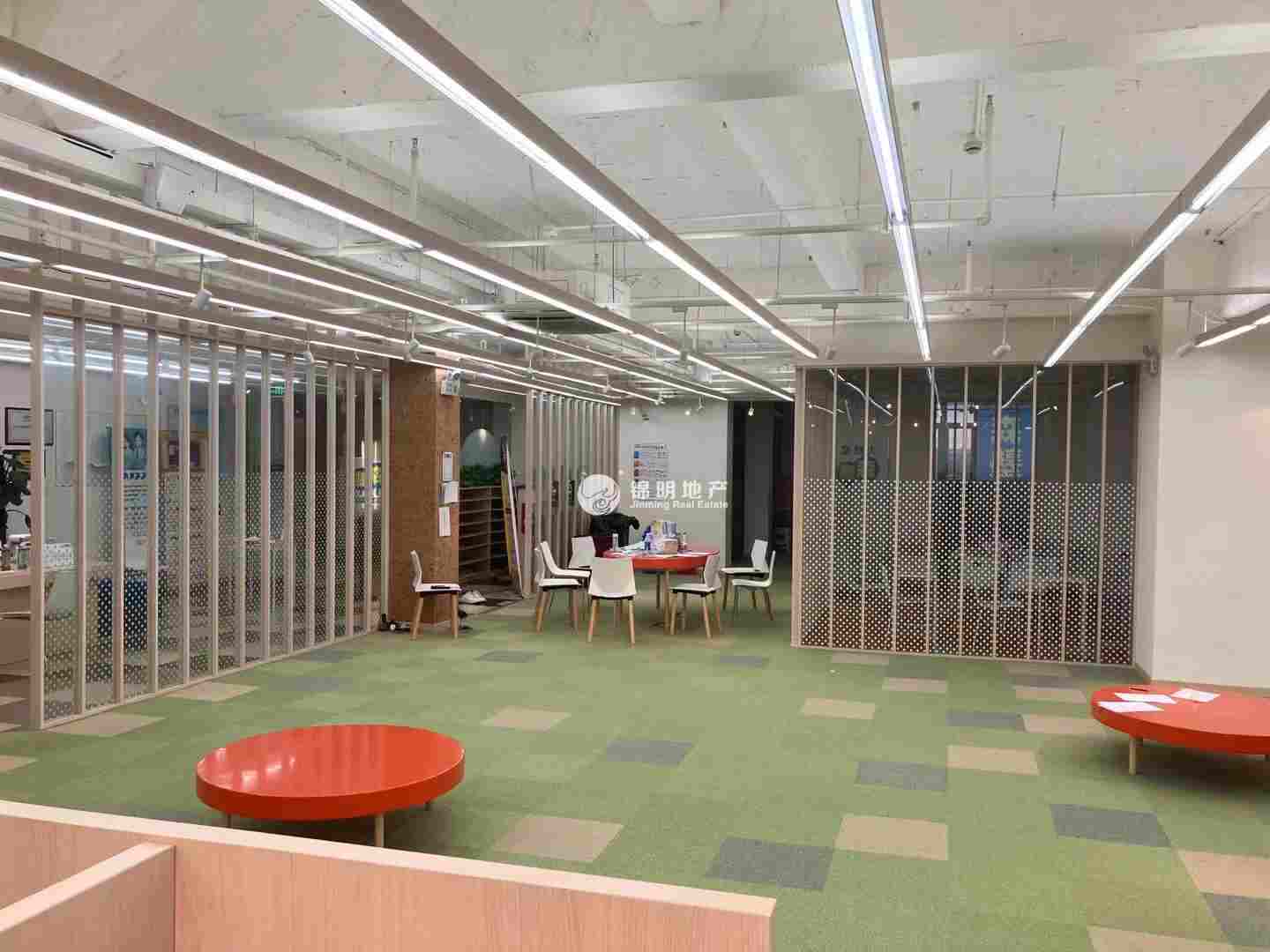 江宁路静工创意688437平米写字楼出租