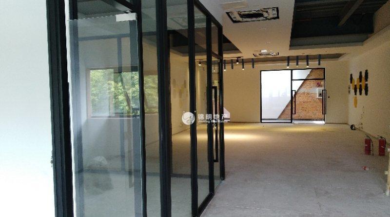 洋泾芳华德必运动LOFT328平米写字楼出租