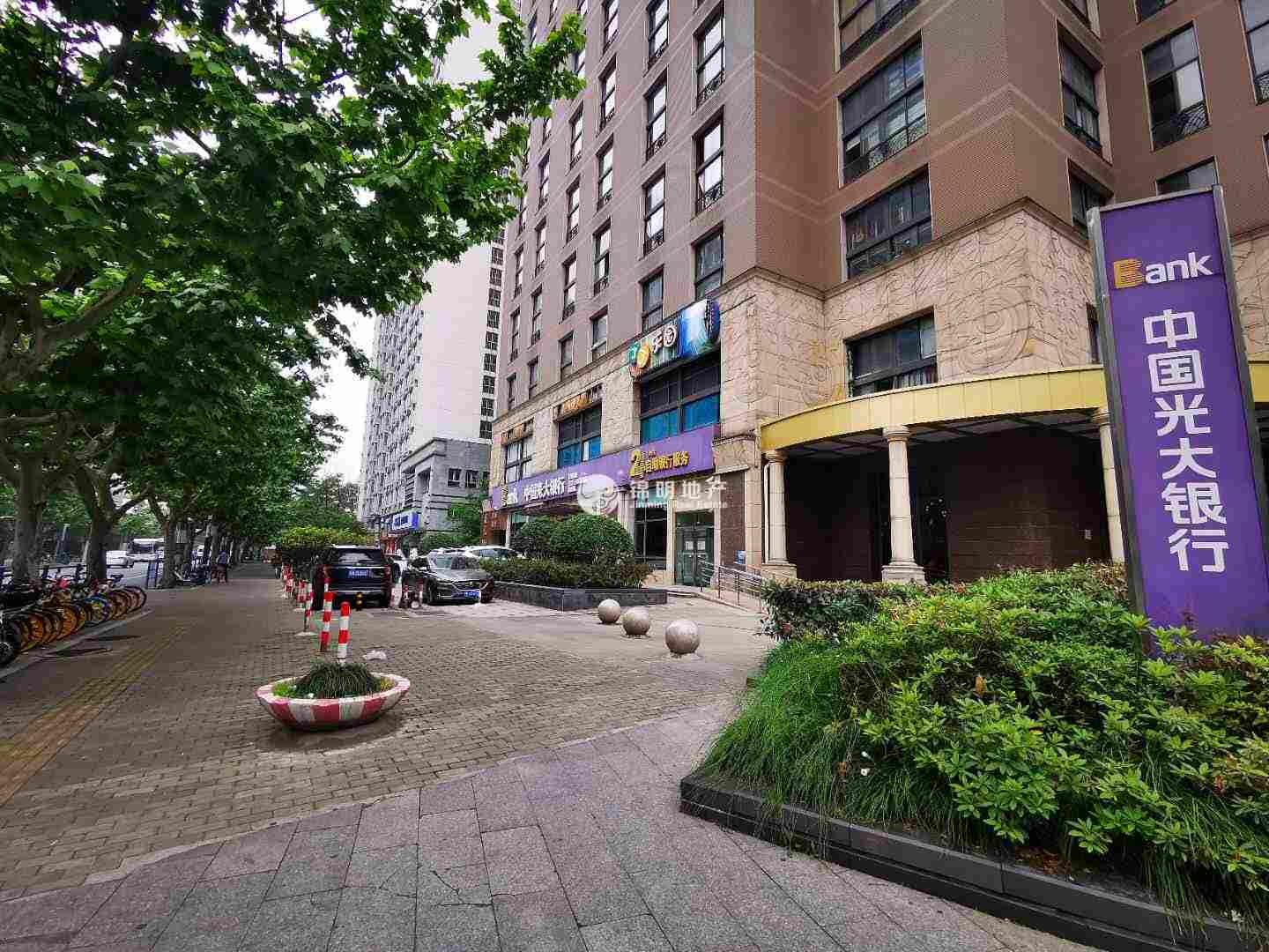 长寿路圣天地商务楼69平米写字楼出租