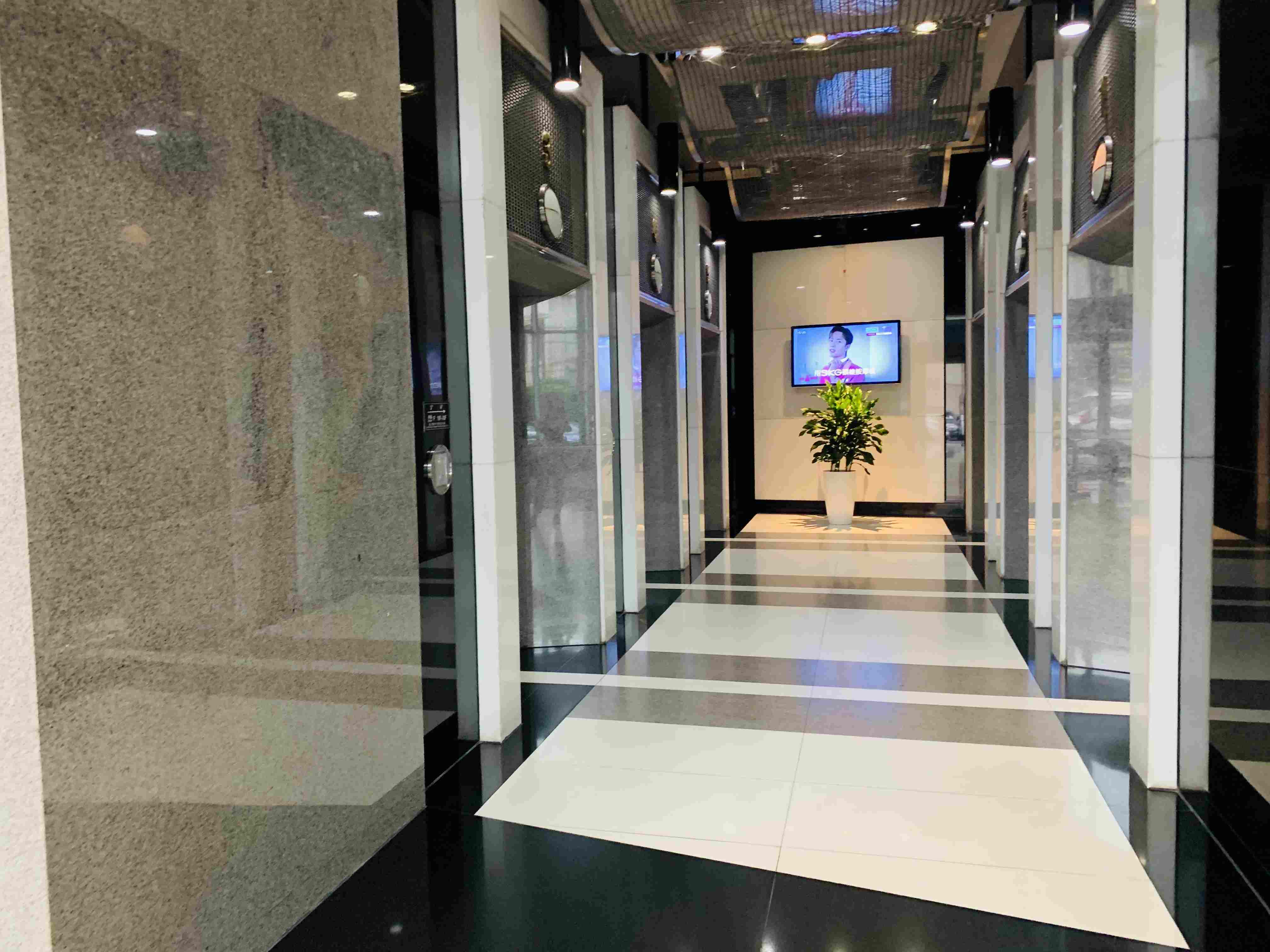 静安寺静安中华大厦238平米写字楼出租