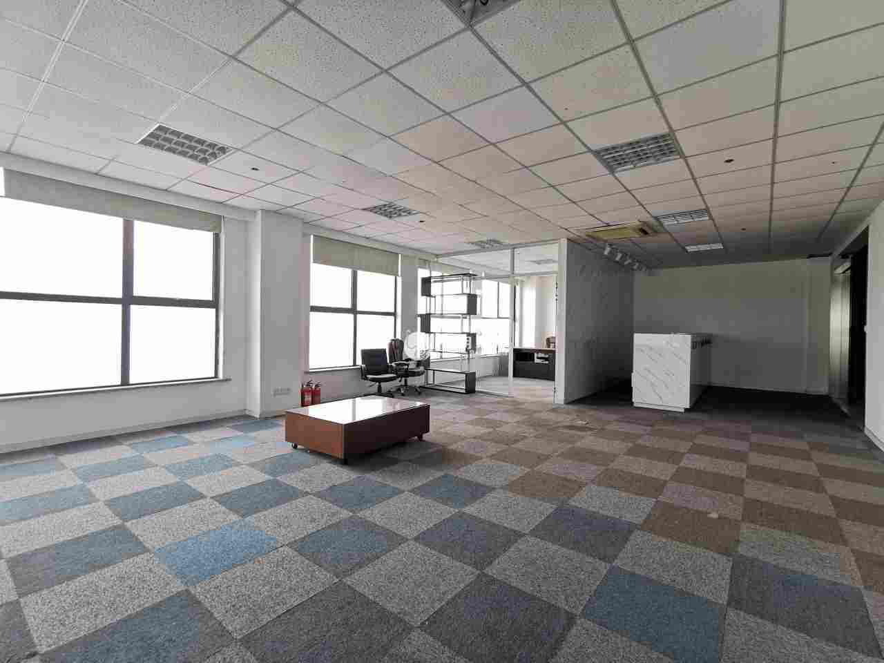 长征康建商务广场385平米写字楼出租