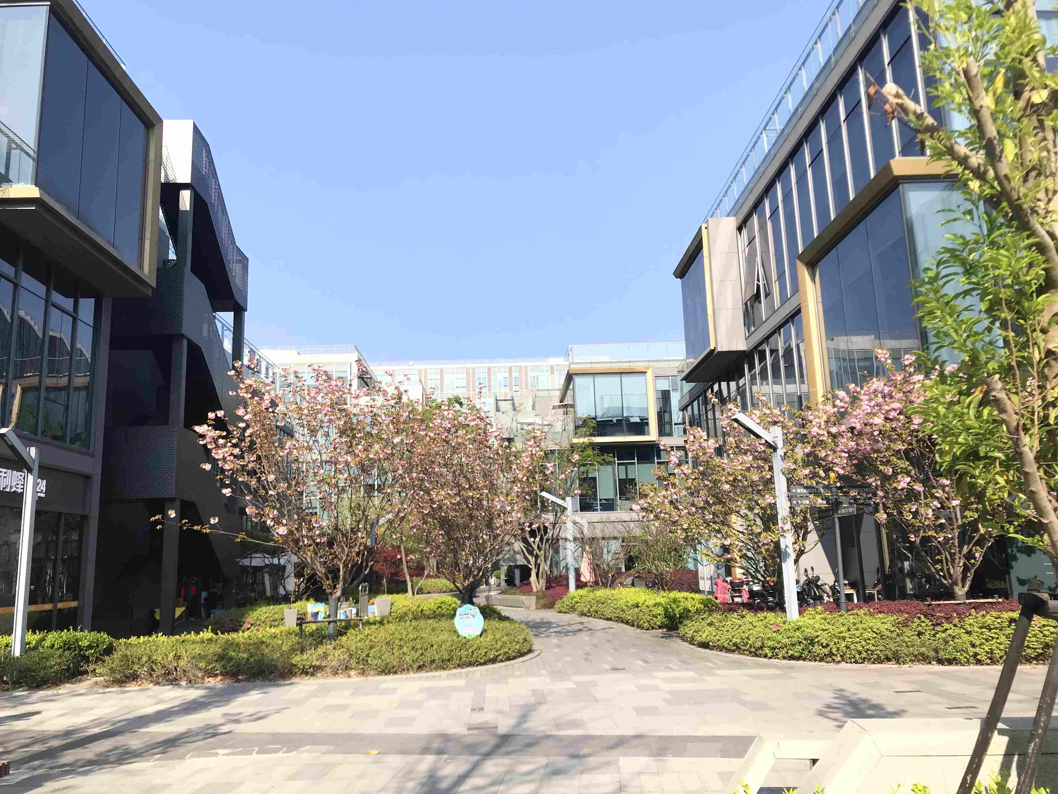 七宝万科七宝国际57平米写字楼出租