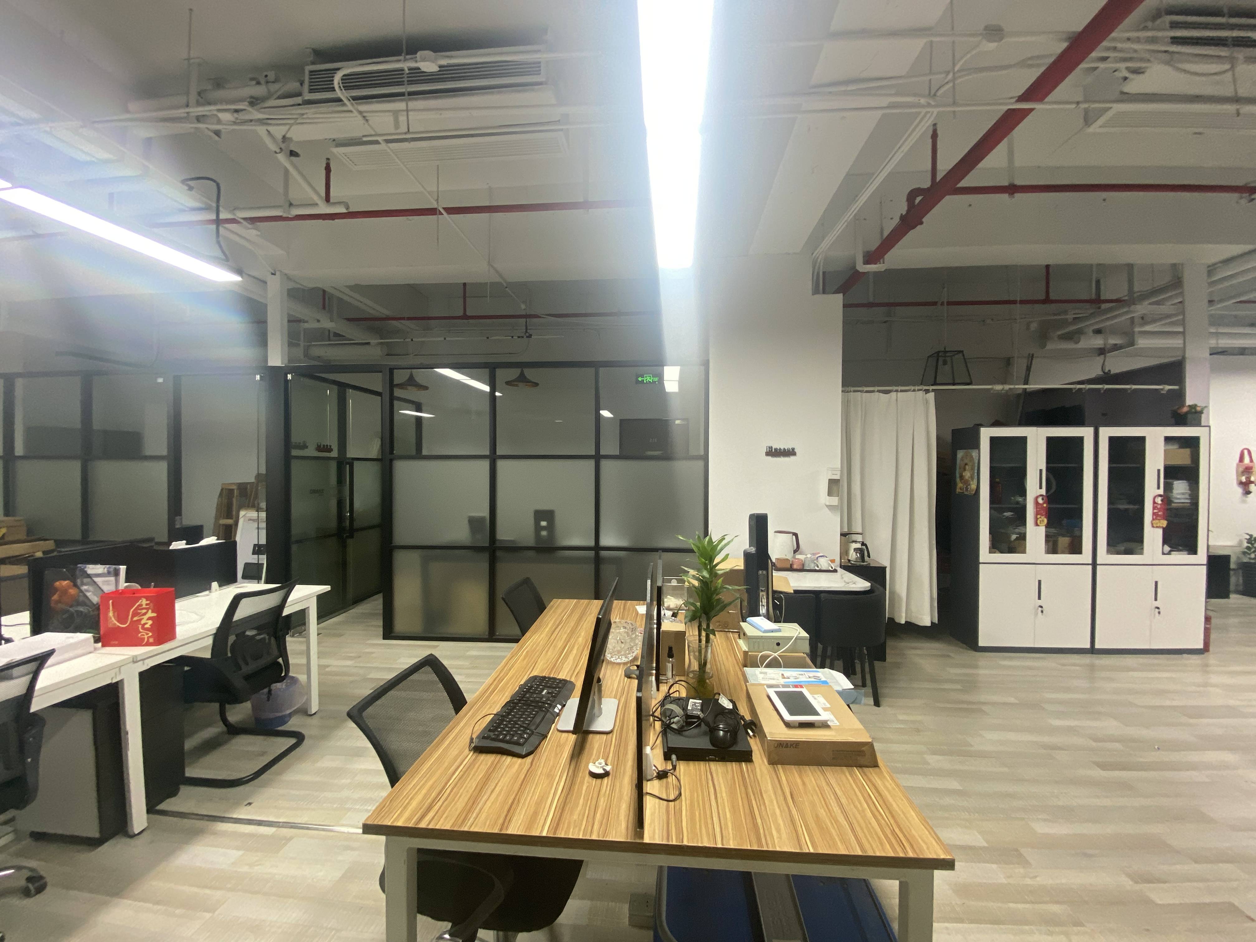 金虹桥龙湖虹桥天街290平米写字楼出租