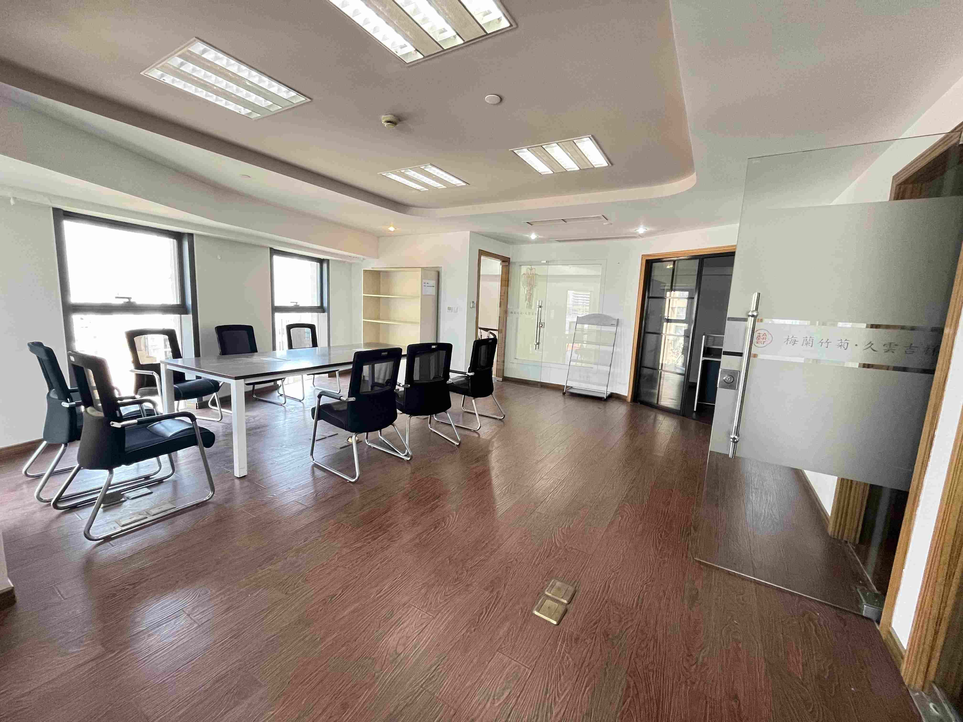 大宁和源中环企业广场150平米写字楼出租