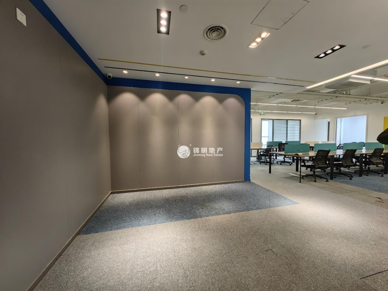 虹桥上海长宁国际发展广场350平米写字楼出租