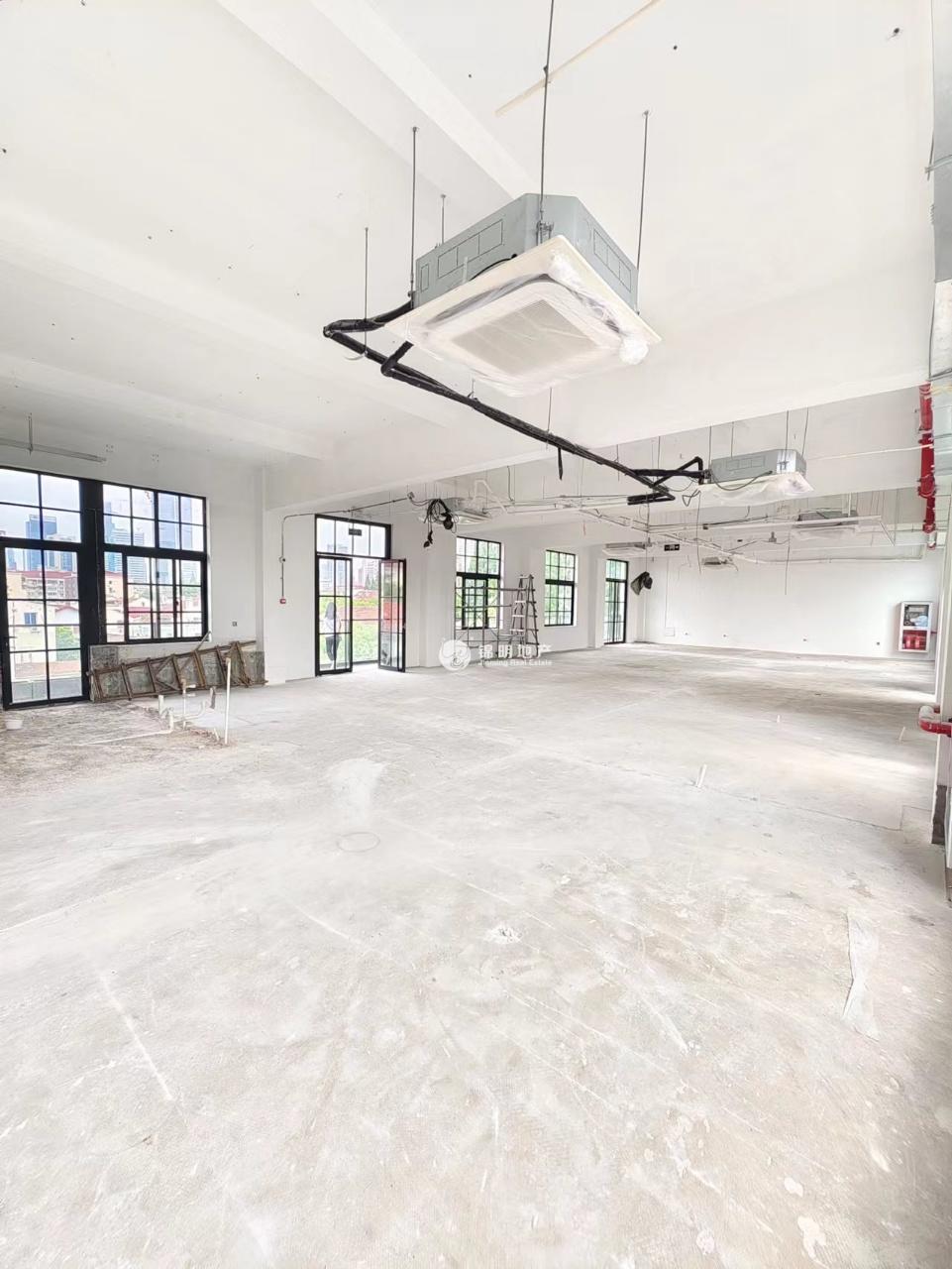 中山公园绿地商务大厦1326平米写字楼出租