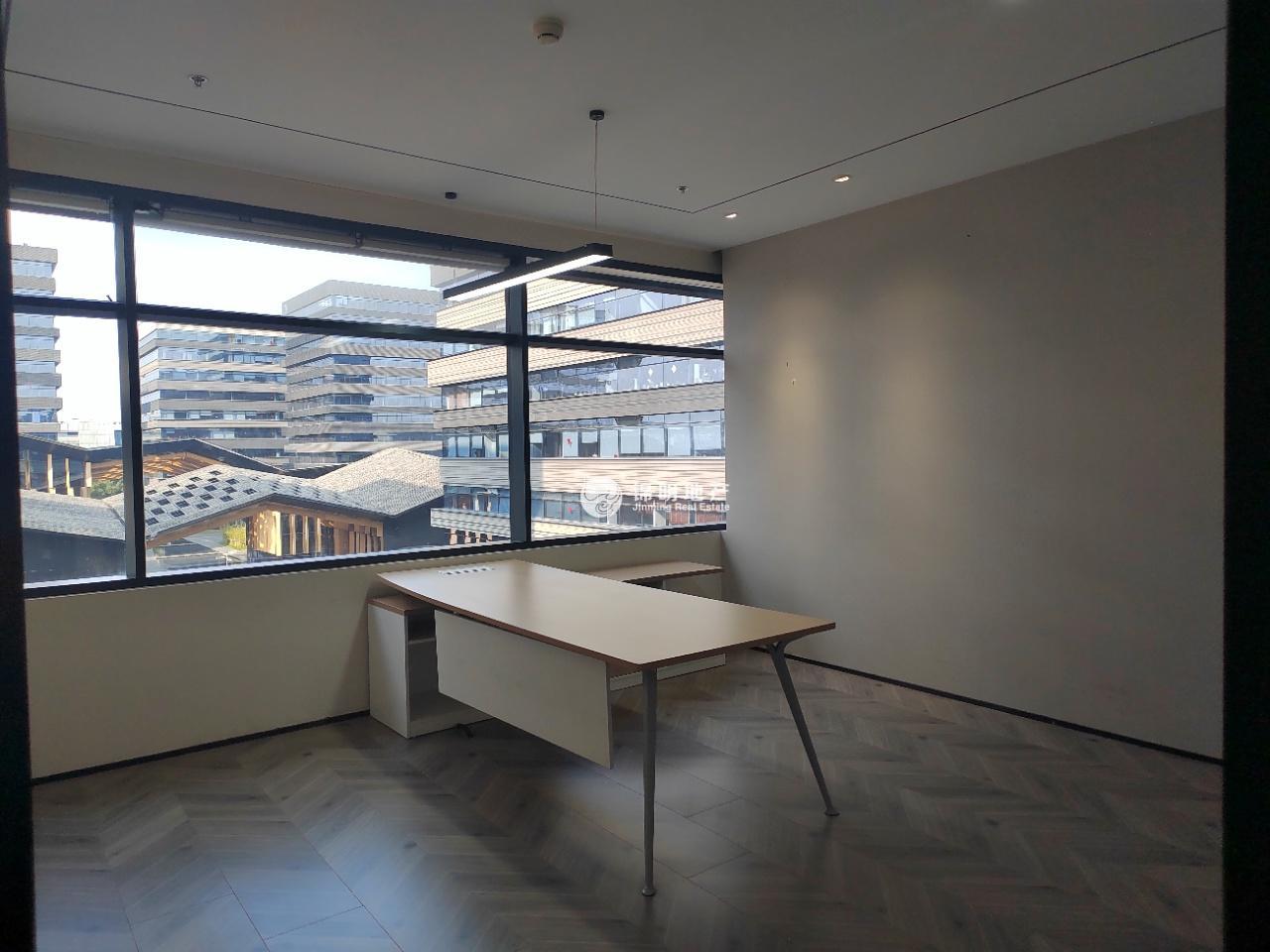 虹桥虹桥国际展汇PortMix458平米写字楼出租