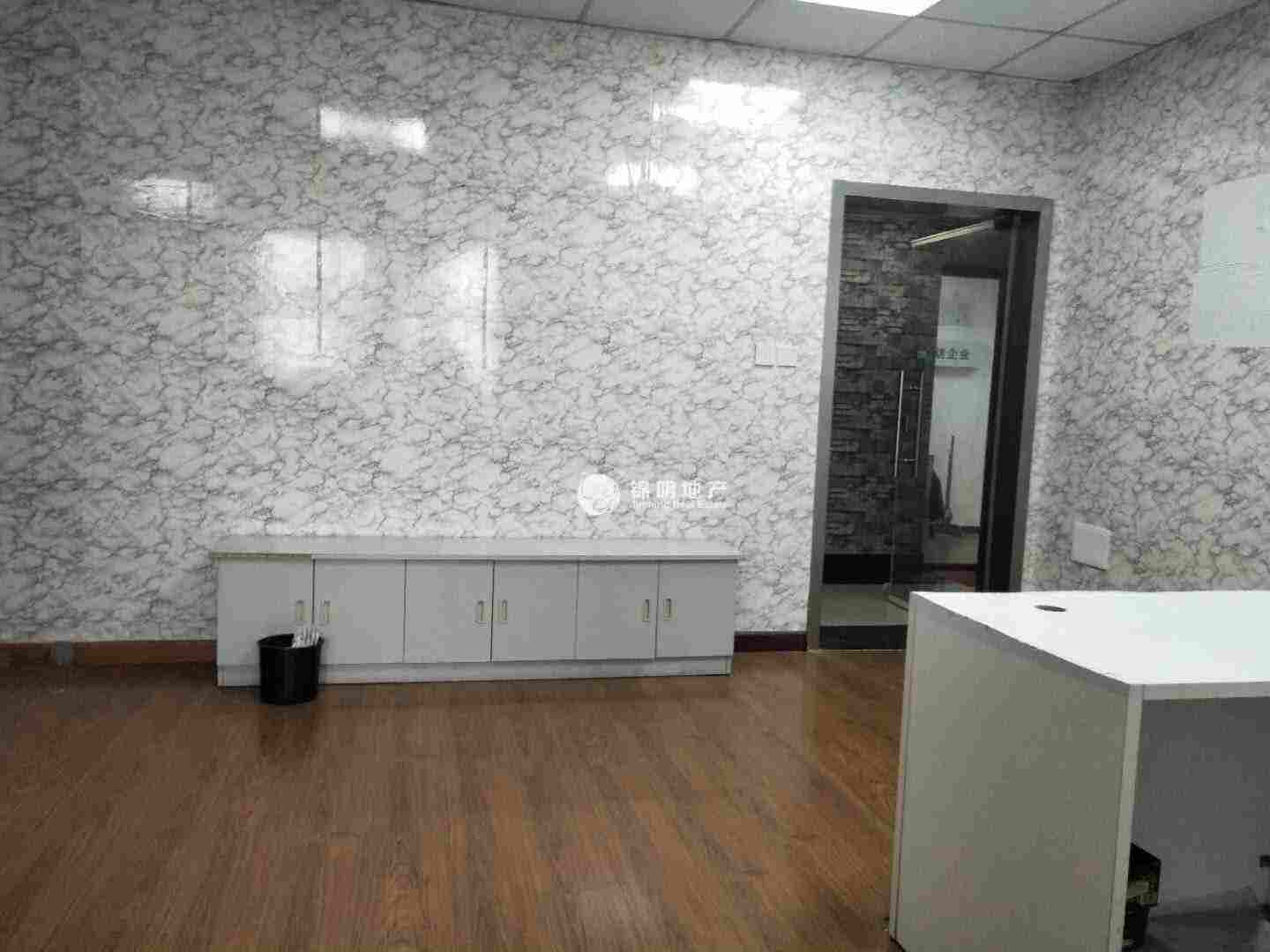 曹杨绿洲广场60平米写字楼出租