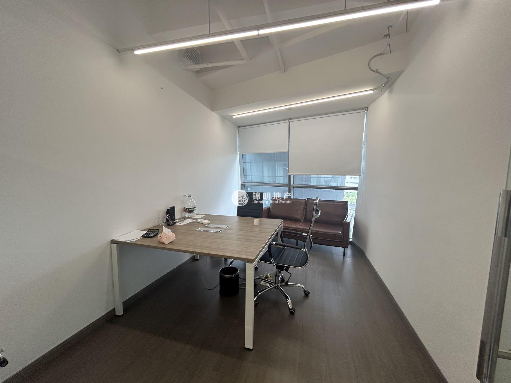 虹桥SKYBRIDGE HQ 天会192平米写字楼出租