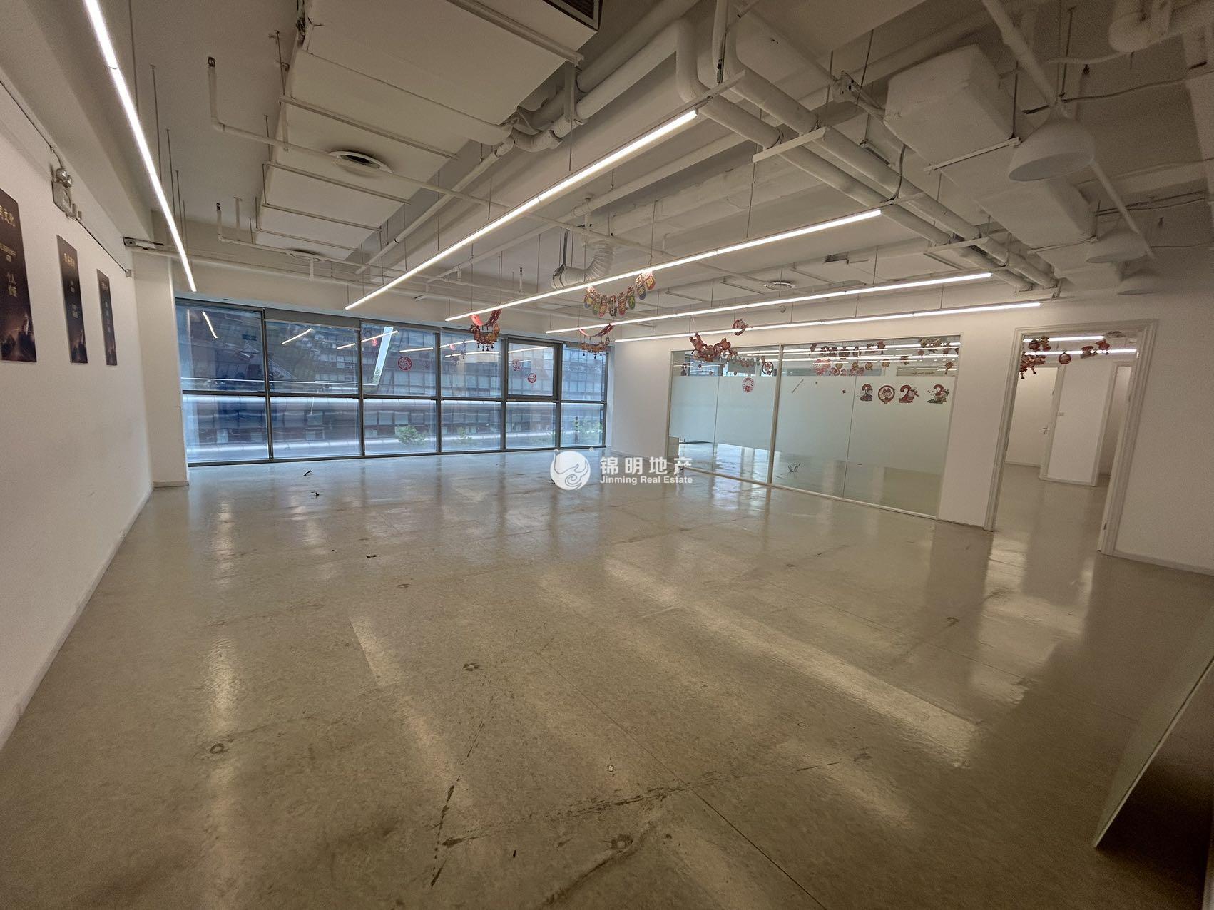 虹桥SKYBRIDGE HQ 天会258平米写字楼出租