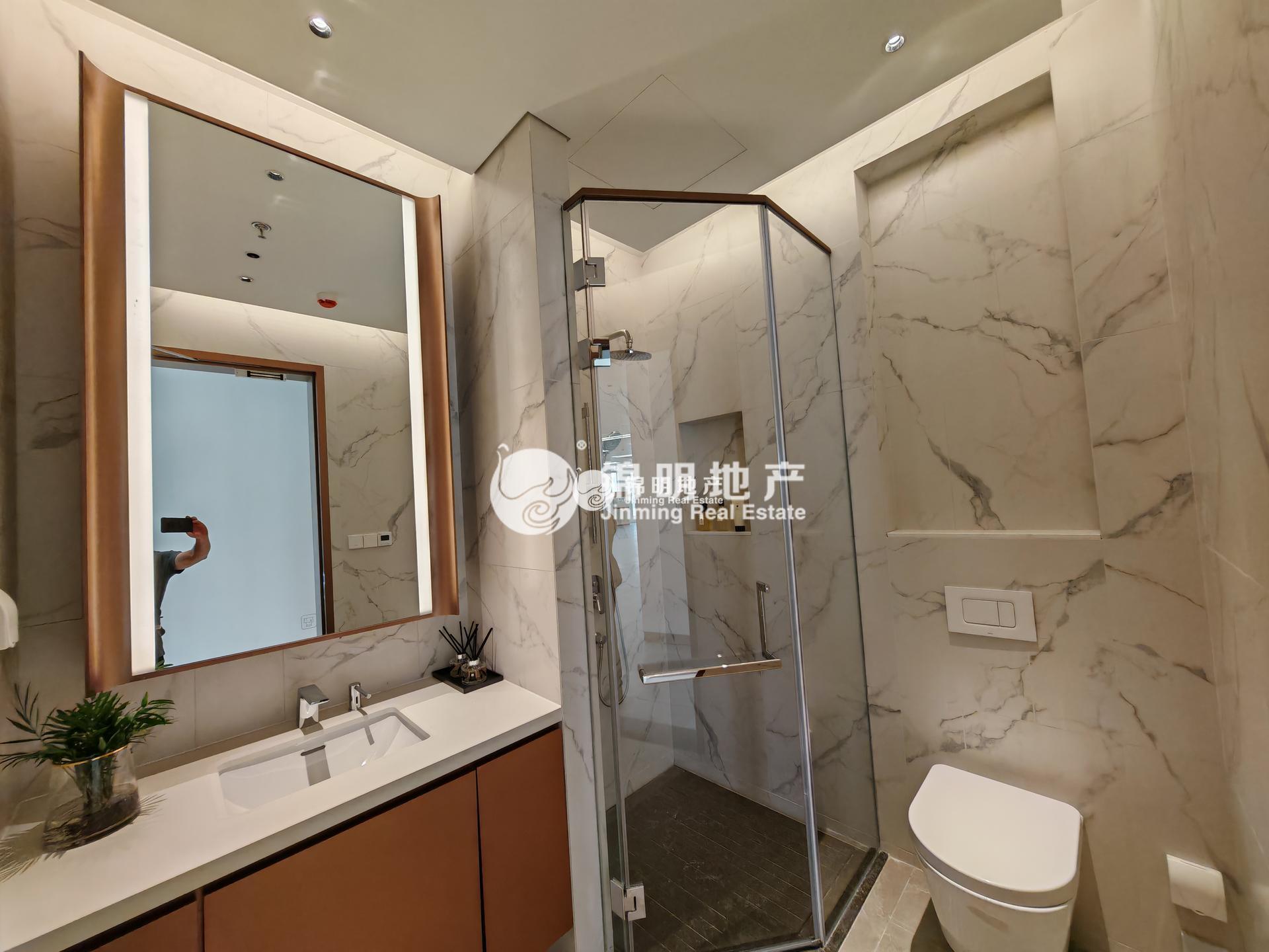 上海南站大树下创意园（石龙路）248平米写字楼出租