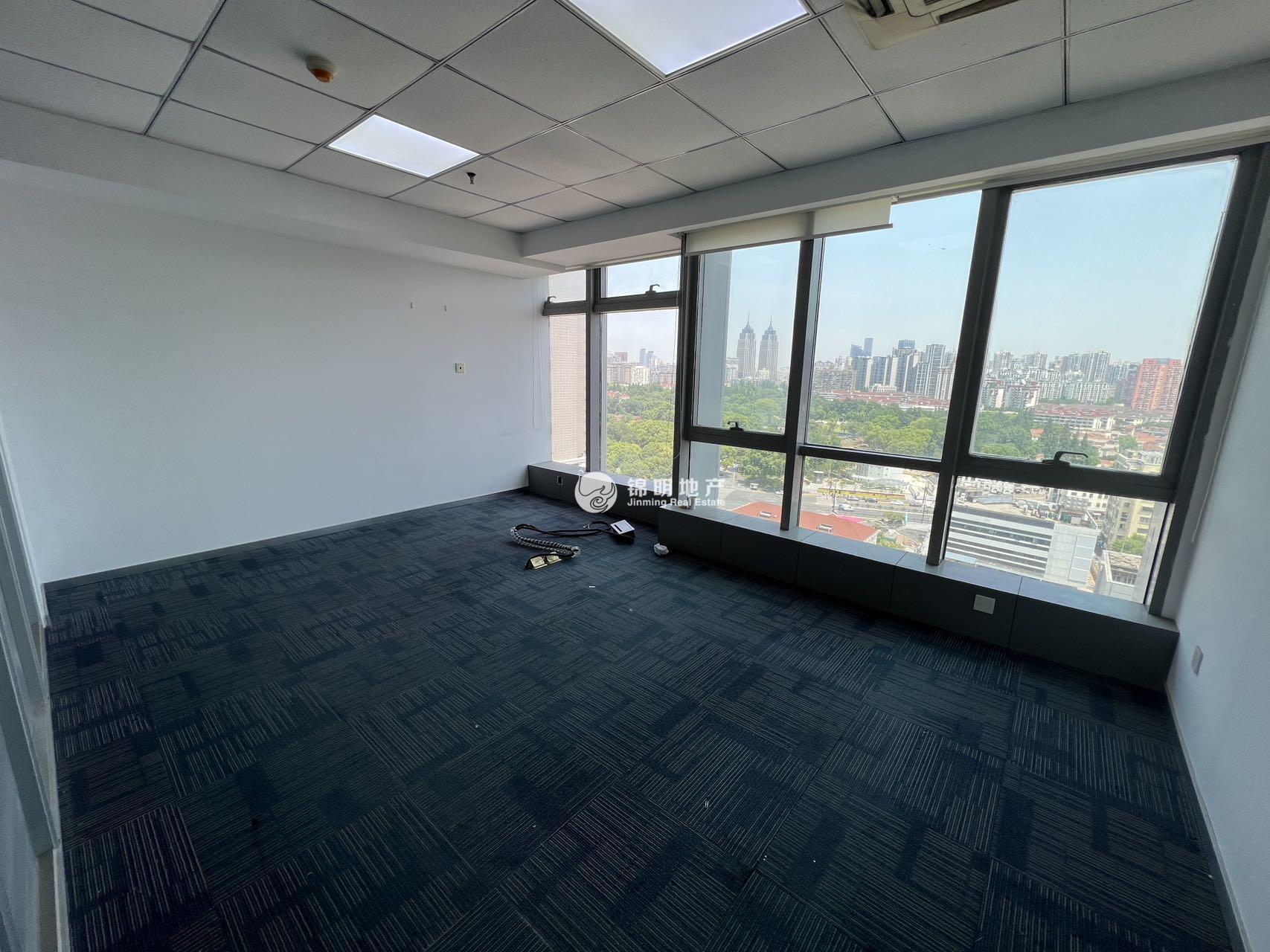 长风曹杨经贸大厦66平米写字楼出租