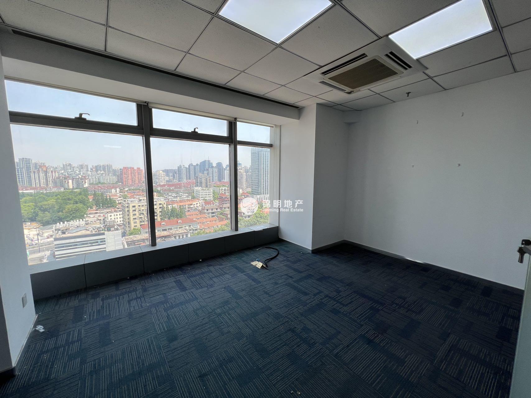 长风曹杨经贸大厦66平米写字楼出租