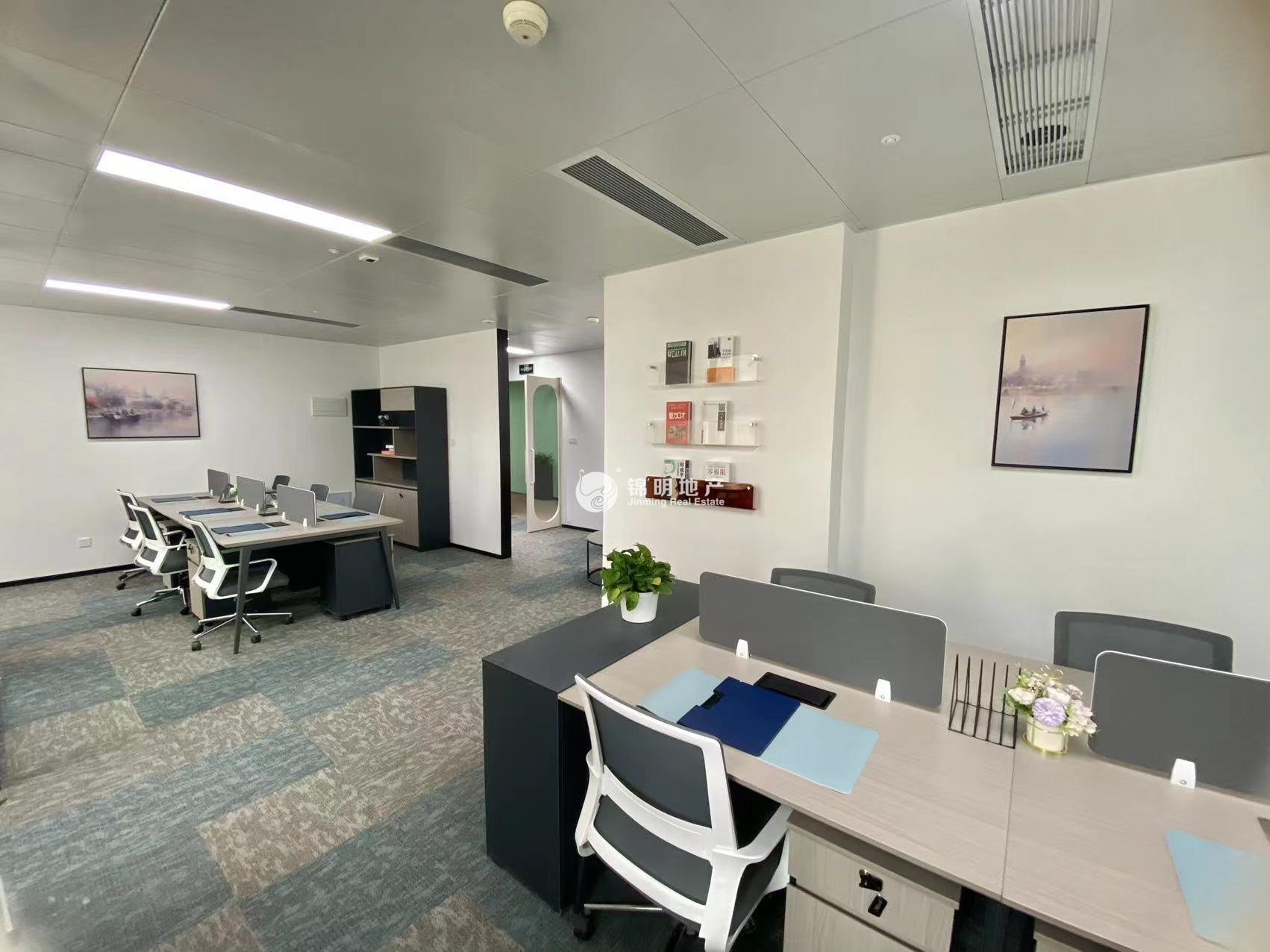 长风曹杨经贸大厦109平米写字楼出租