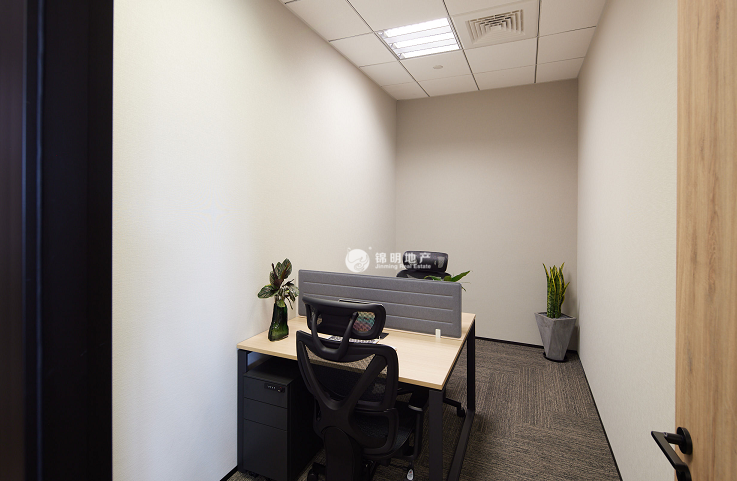 长风曹杨经贸大厦132平米写字楼出租