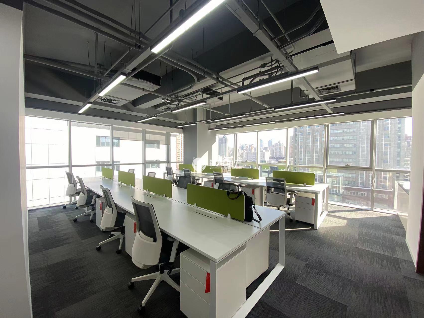 中山公园龙之梦丽晶大厦238平米写字楼出租