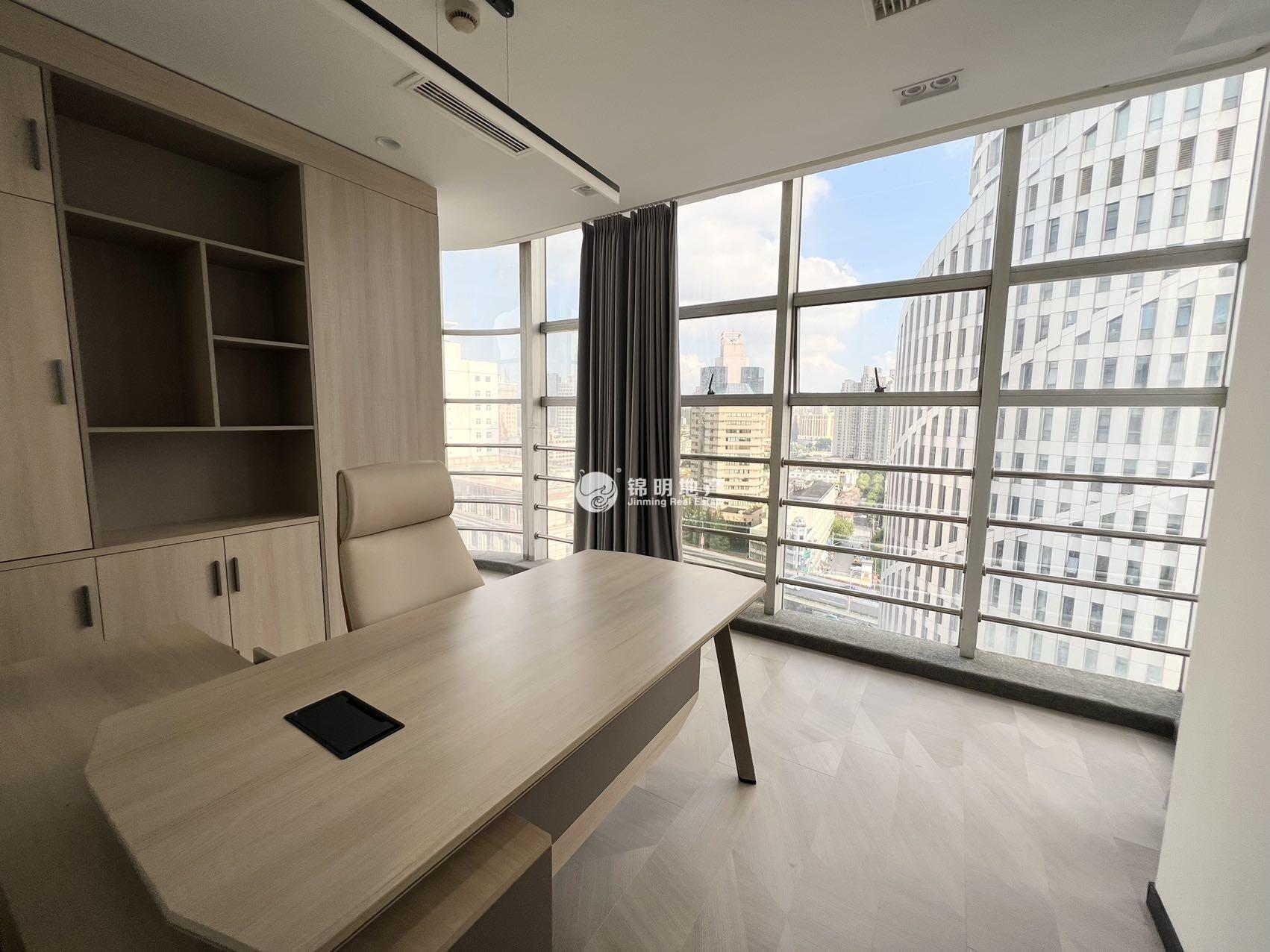 人民广场福申大厦113平米写字楼出租