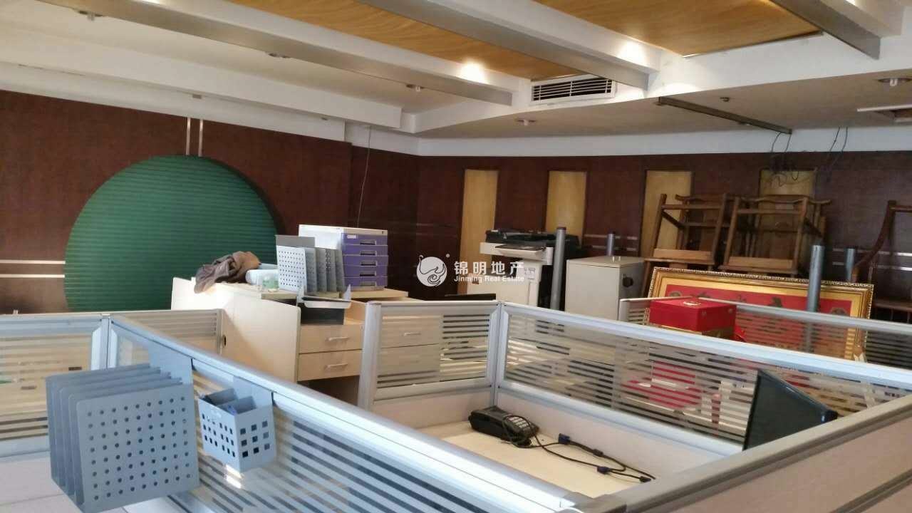 江桥歆翱商务大厦145平米写字楼出租