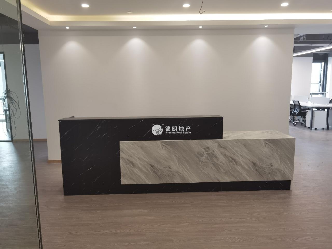 江桥驴妈妈科技园区747平米写字楼出租