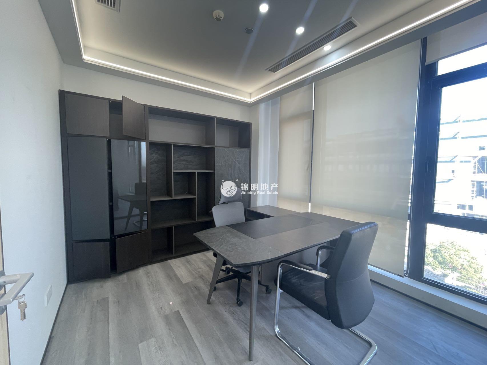 金虹桥长三角电商中心95平米工位出租