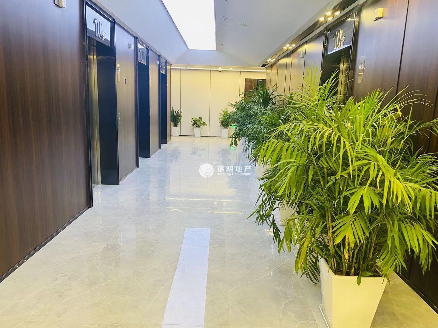 金虹桥长三角电商中心95平米工位出租