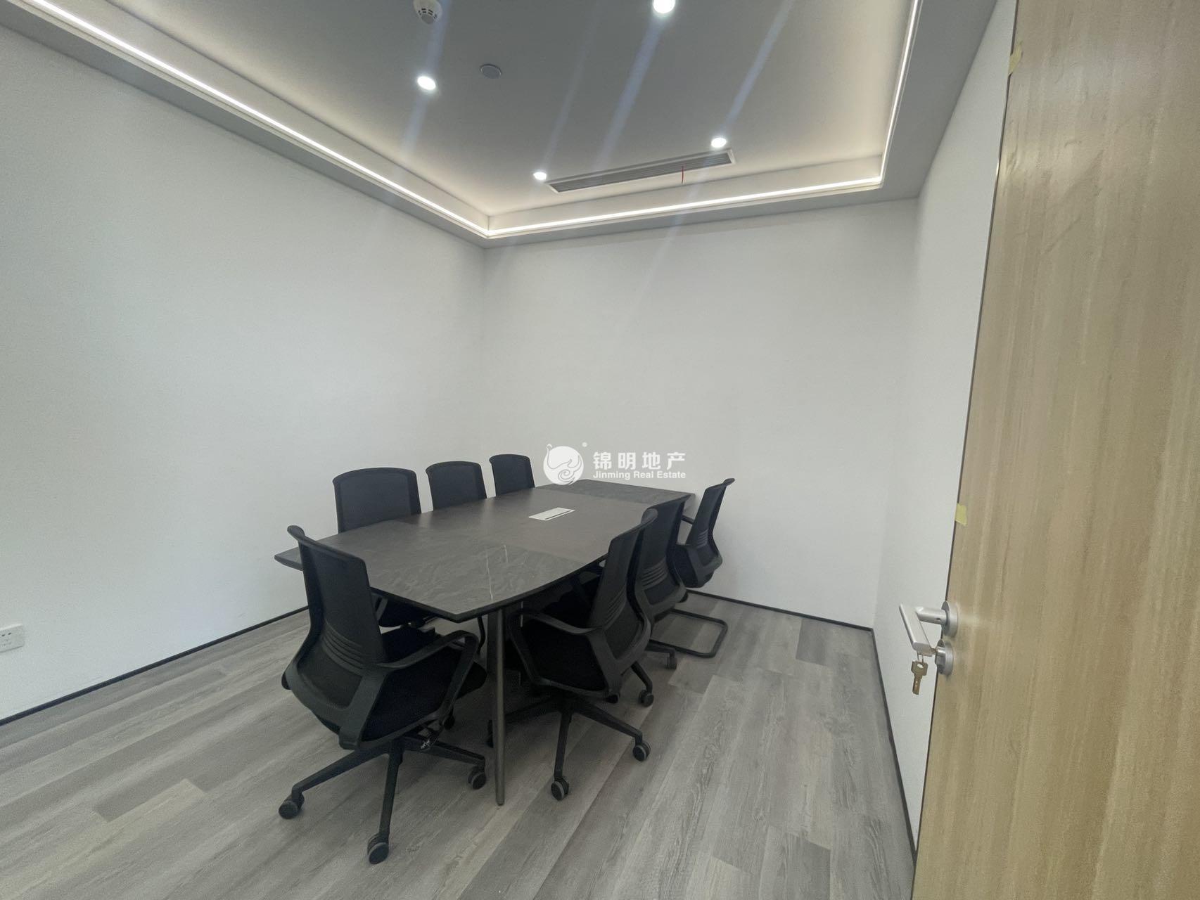 金虹桥长三角电商中心95平米工位出租