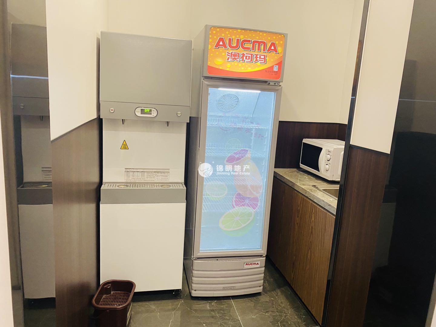 金虹桥长三角电商中心95平米工位出租