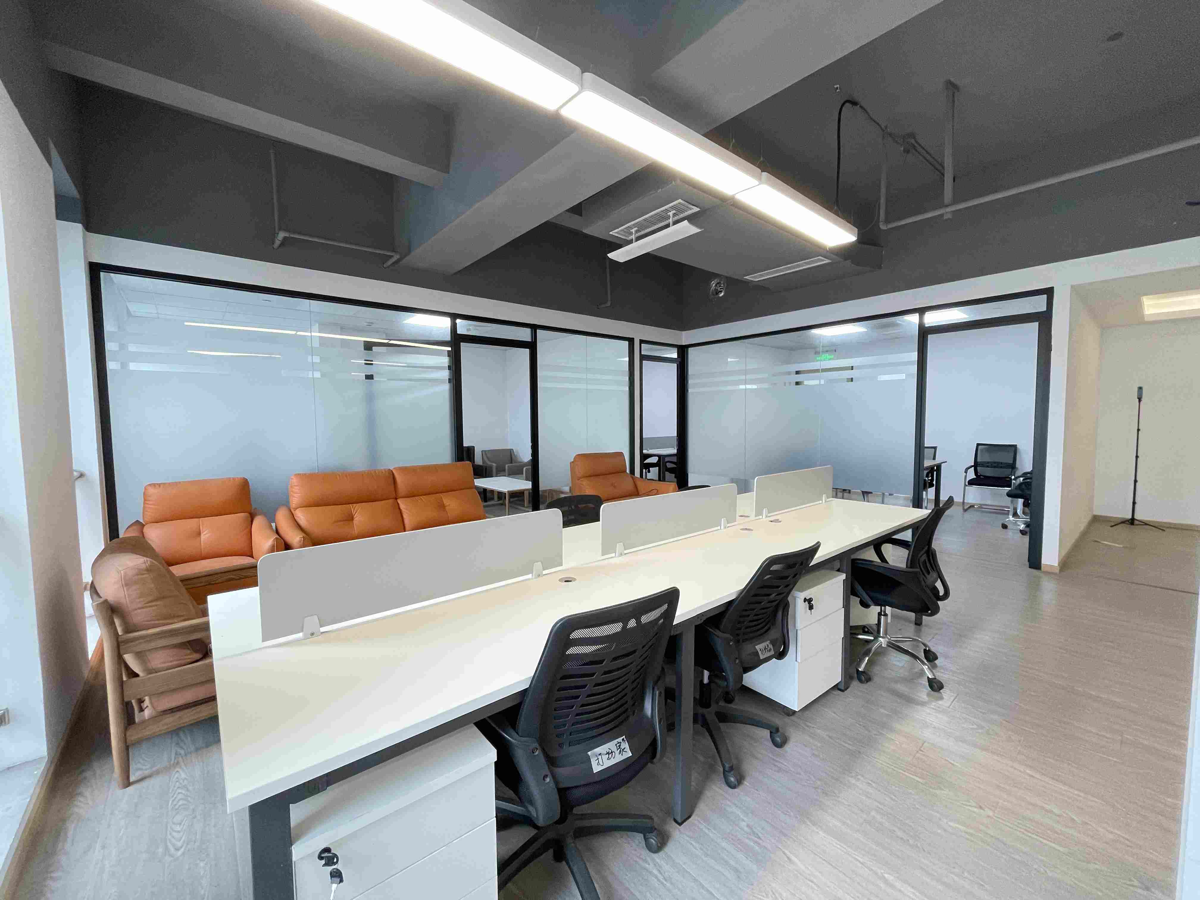 长风华大科创楼300平米写字楼出租