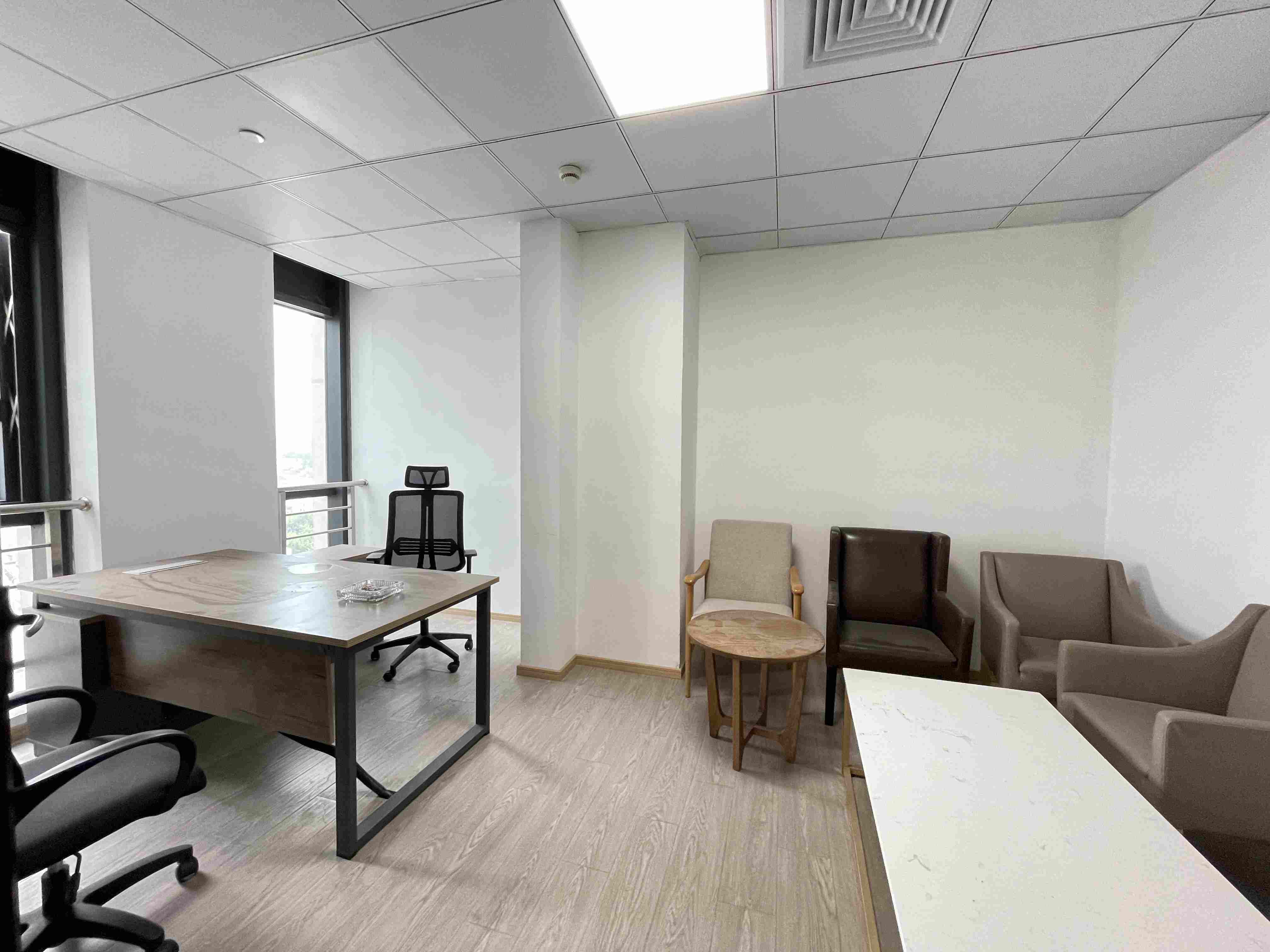 长风华大科创楼300平米写字楼出租