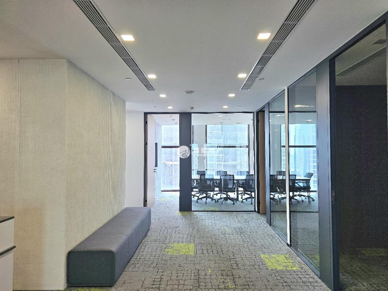 龙华美奂大厦368平米写字楼出租