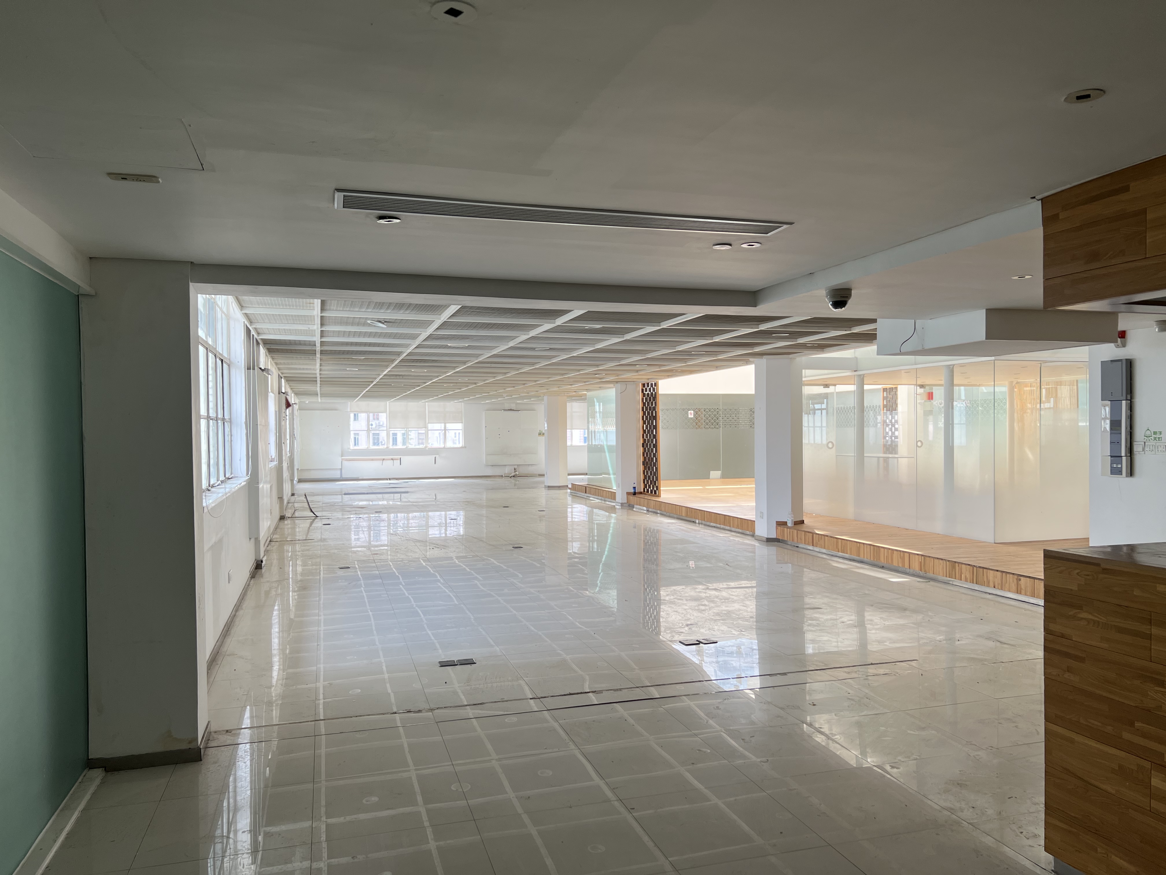 建国西路尚街Loft1162平米写字楼出租