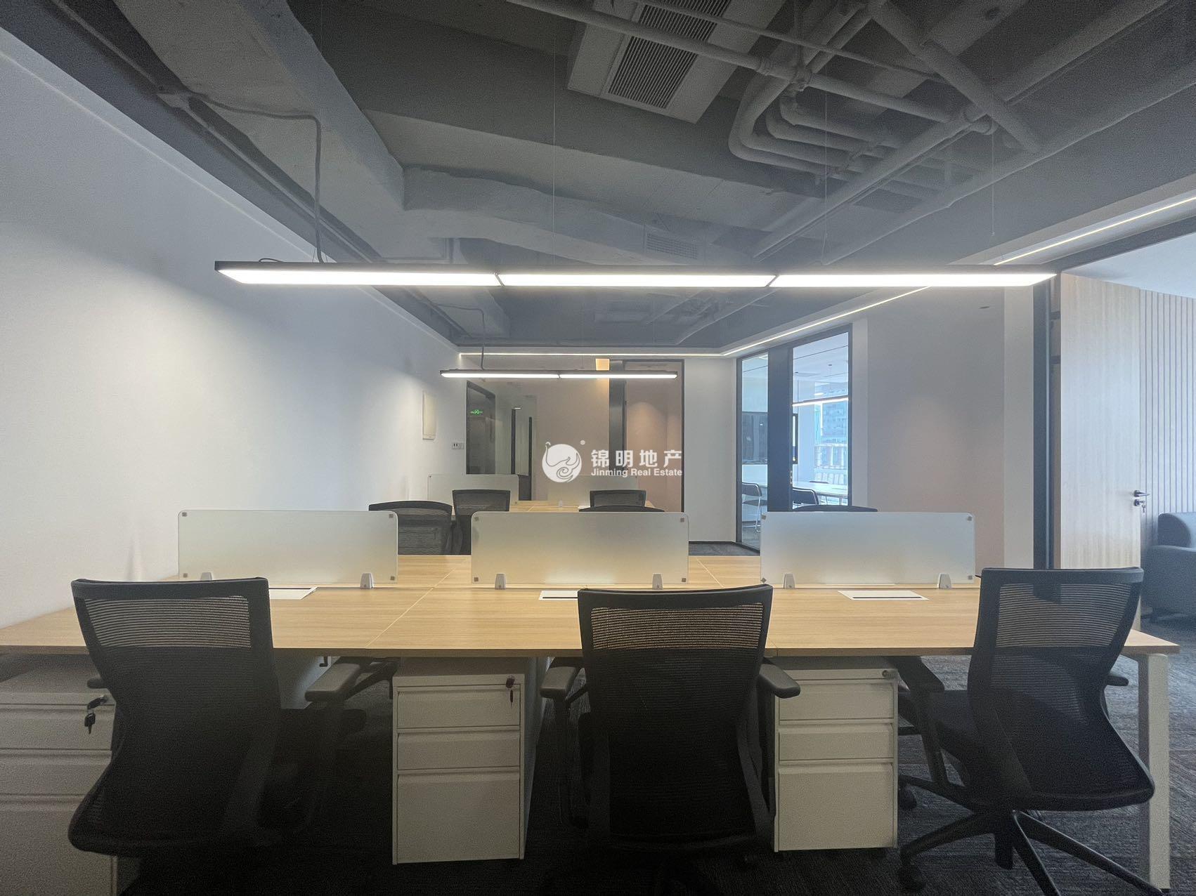 陆家嘴新梅联合广场165平米写字楼出租