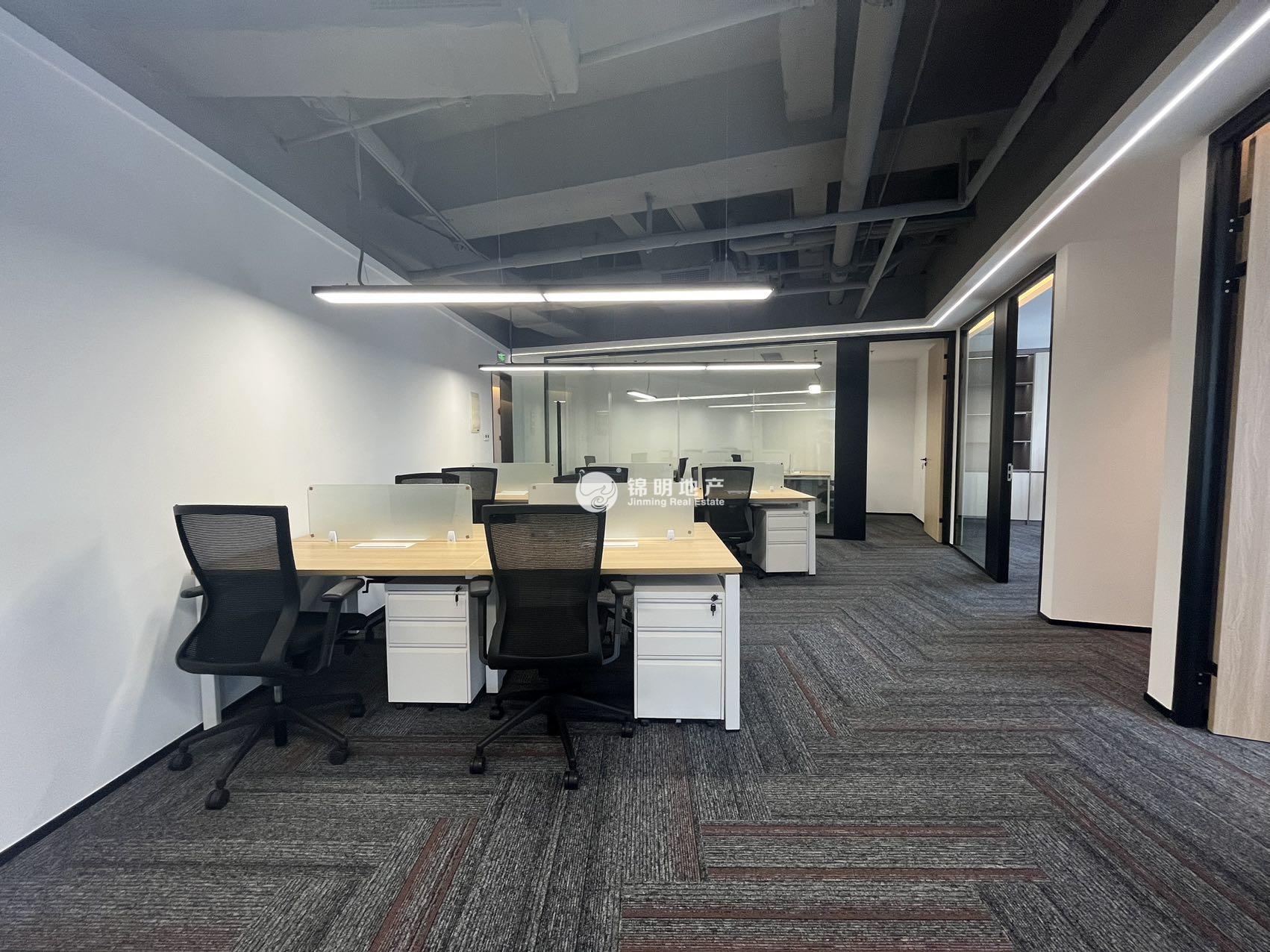 陆家嘴新梅联合广场180平米写字楼出租