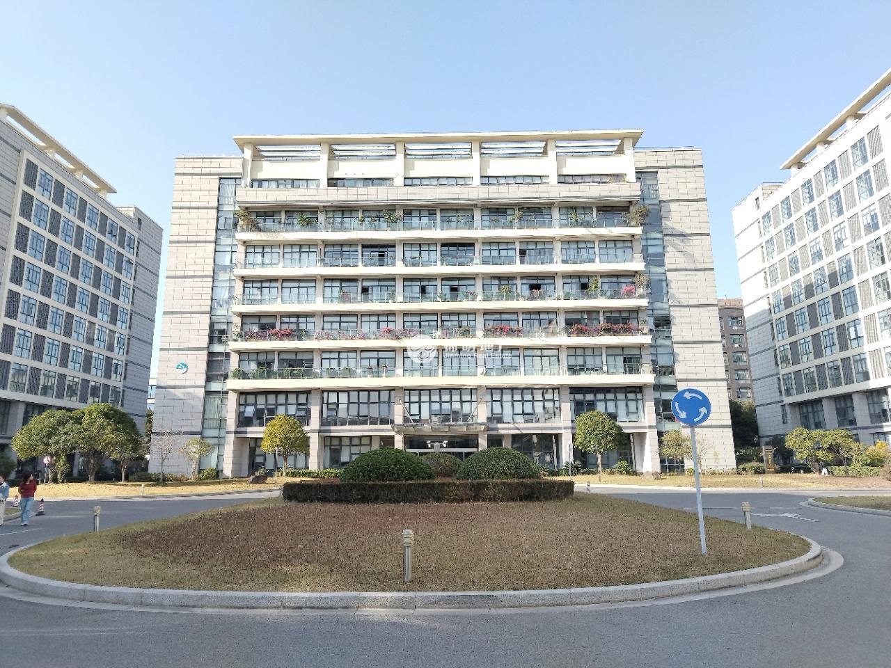 金虹桥虹桥总部1号906平米写字楼出租