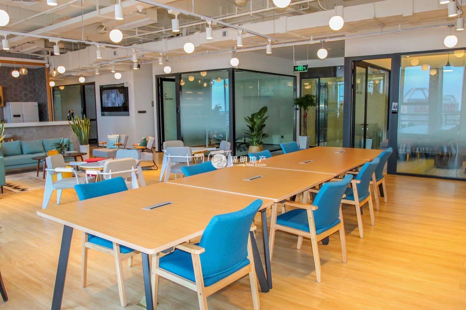 打浦桥日月光中心50平米工位出租