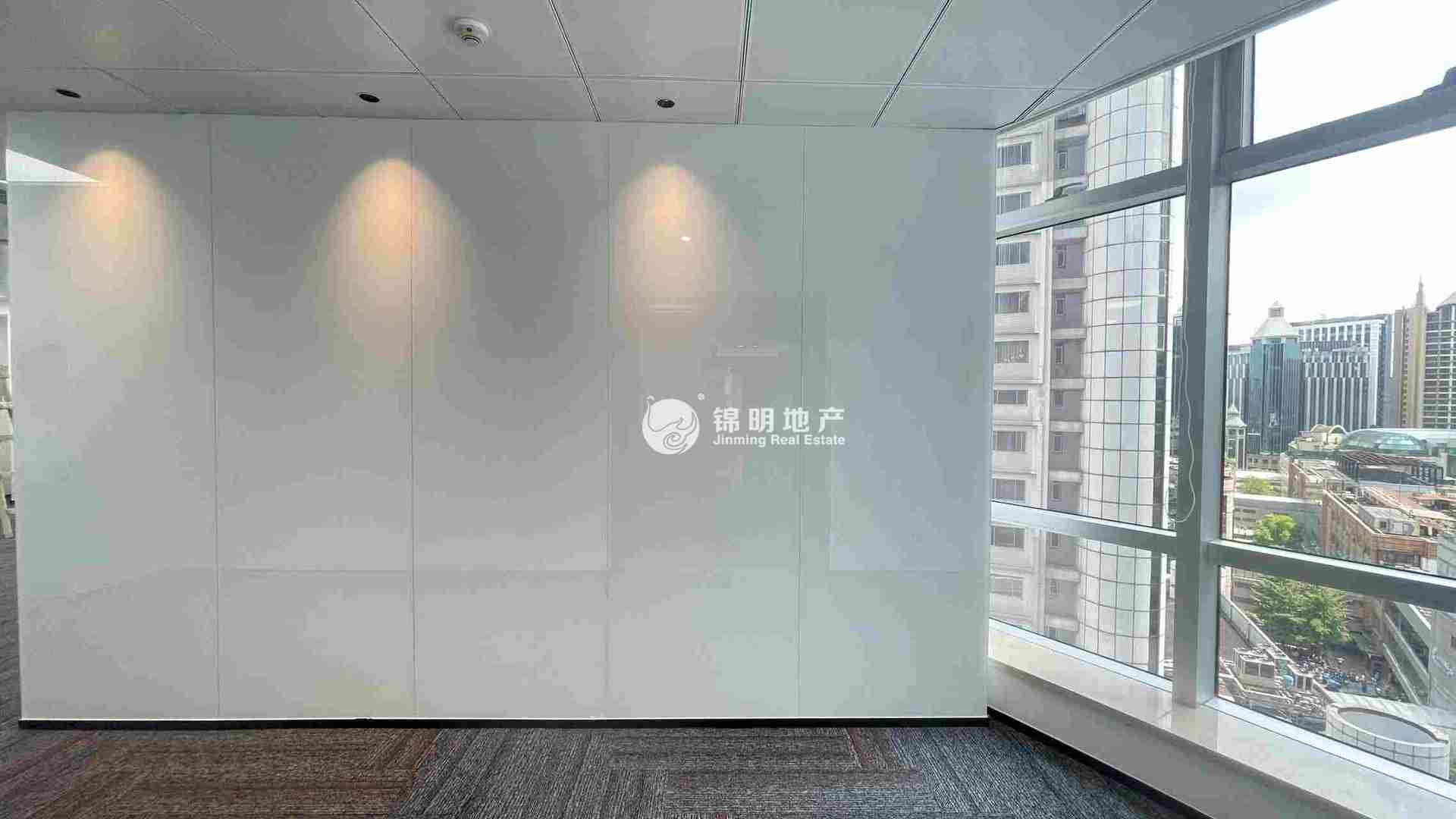 陆家嘴新梅联合广场61平米写字楼出租