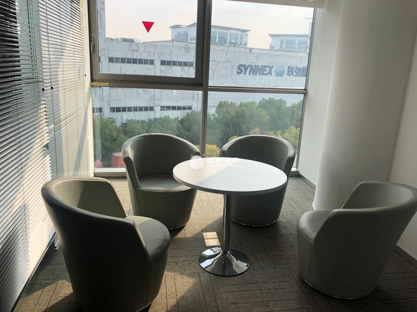 虹桥SKYBRIDGE HQ 天会645平米写字楼出租
